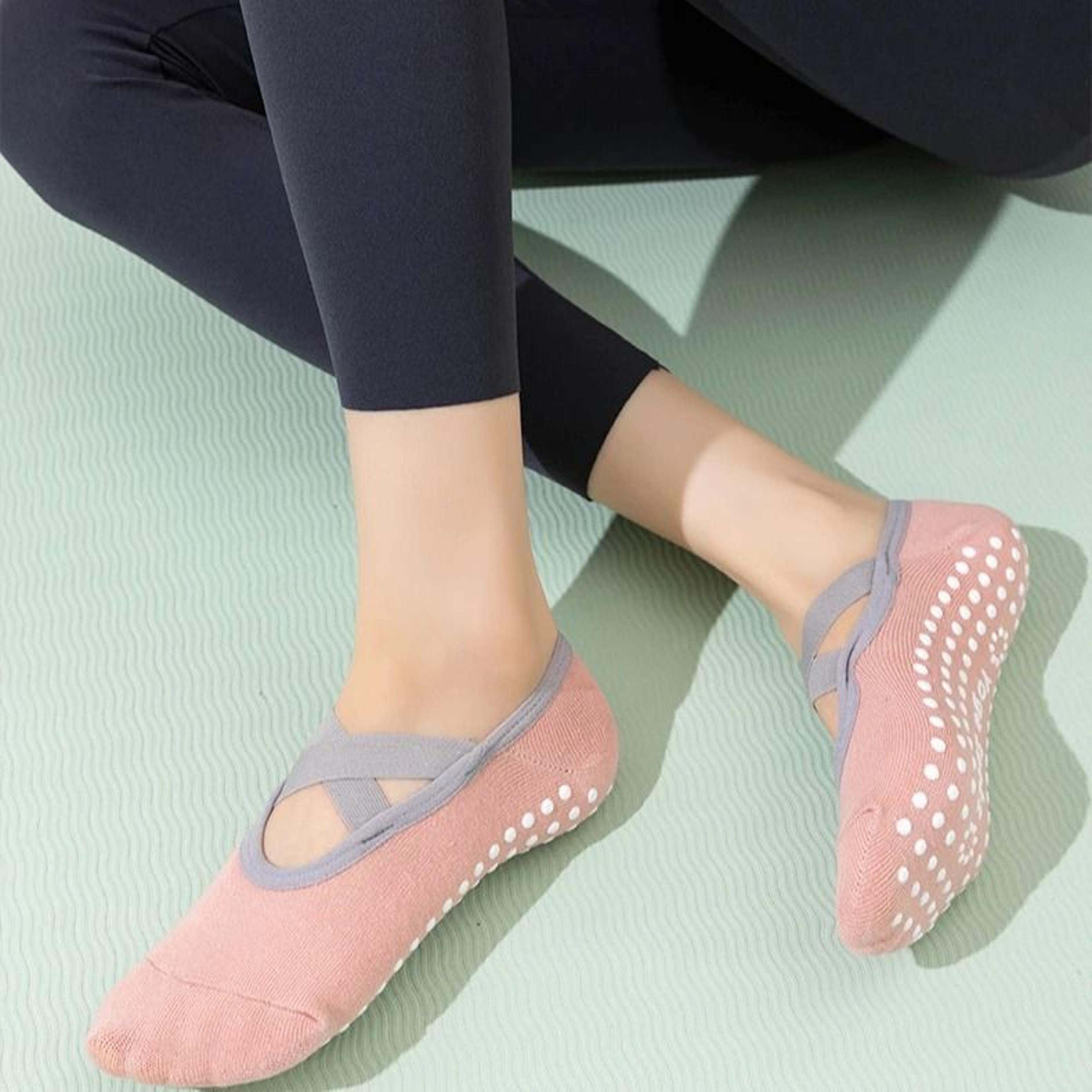Women Yoga Socks Silicone Anti Slip Ballet Pilates Sport Socks 4