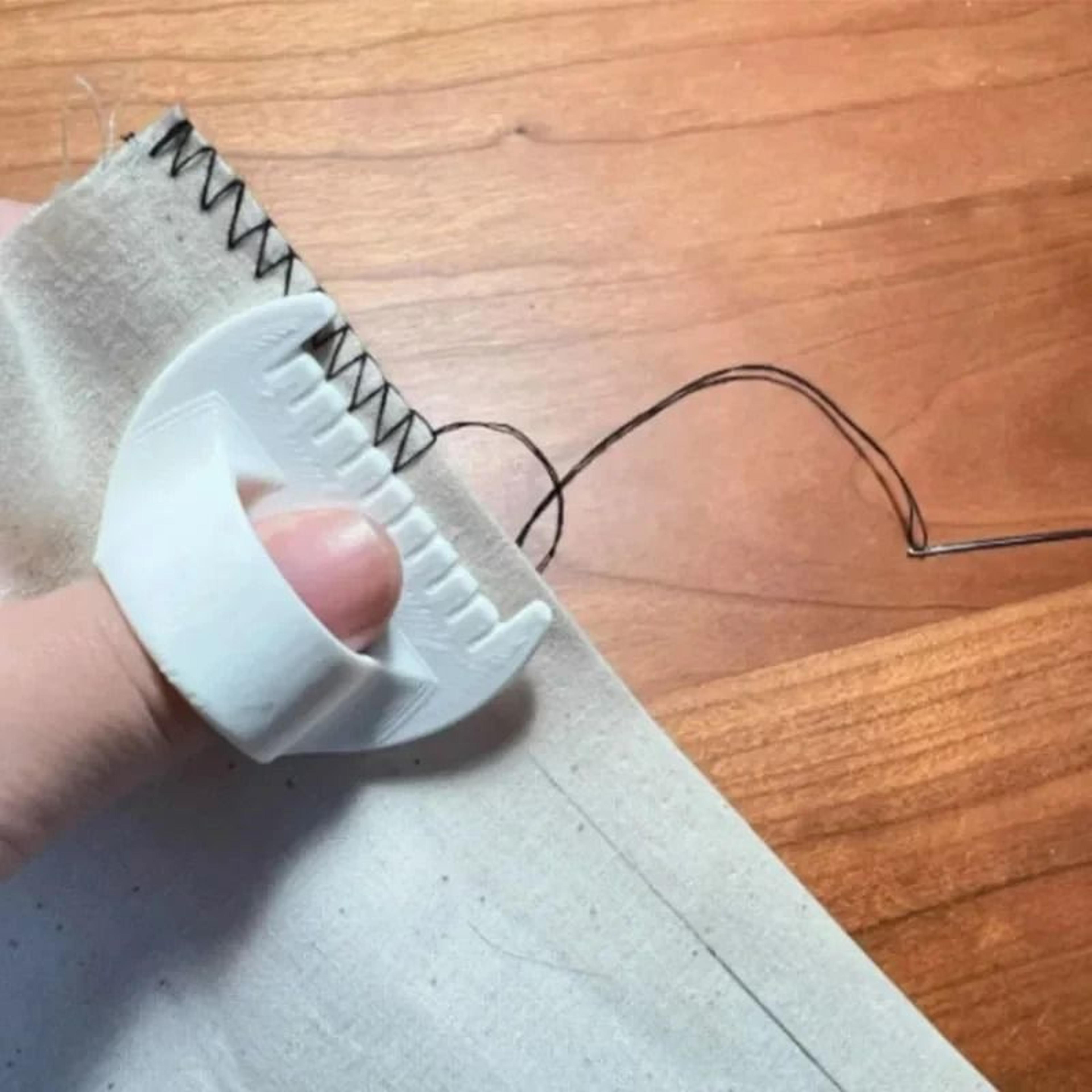 Easy Grip 3D Printed Sewing Tool For Beginners And Seniors 3