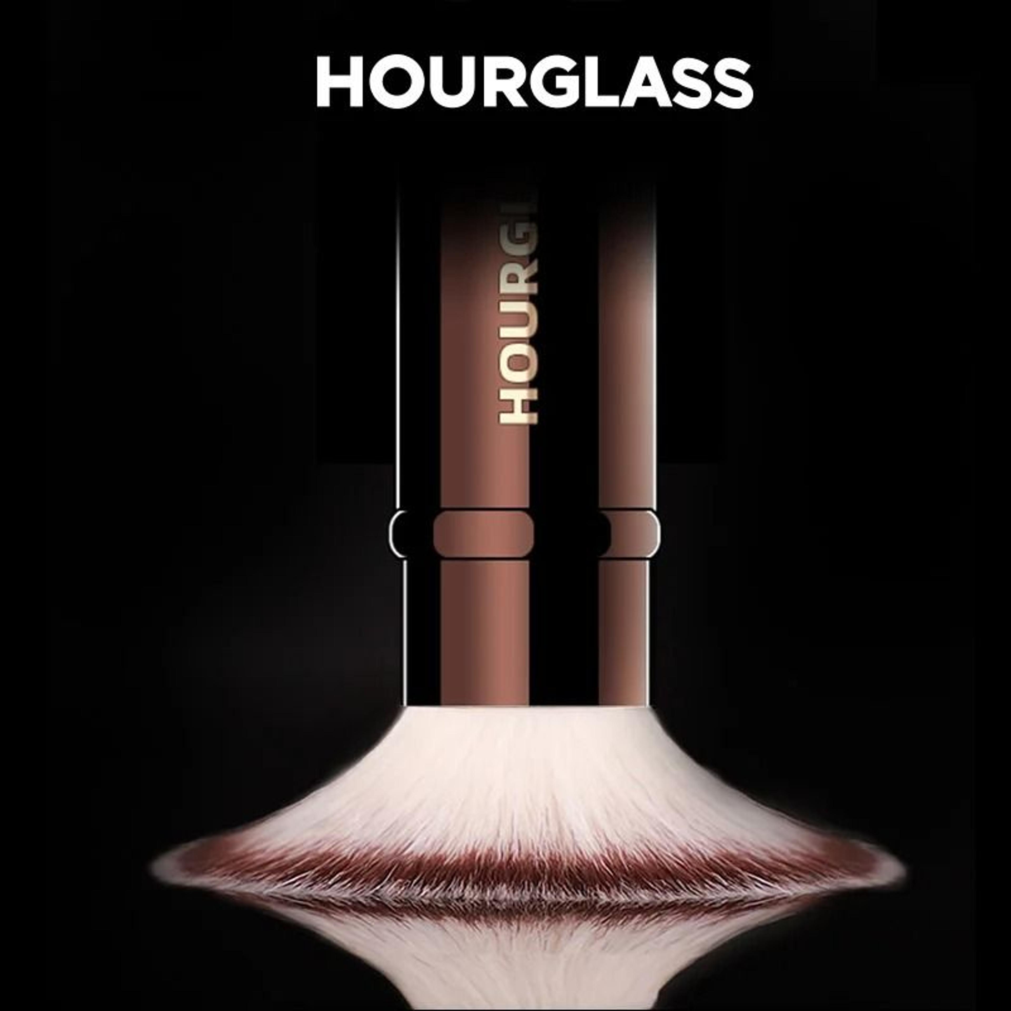 Hourglass Makeup Brush For Powder Foundation Concealer Blush Bronzer Eyeshadow 1