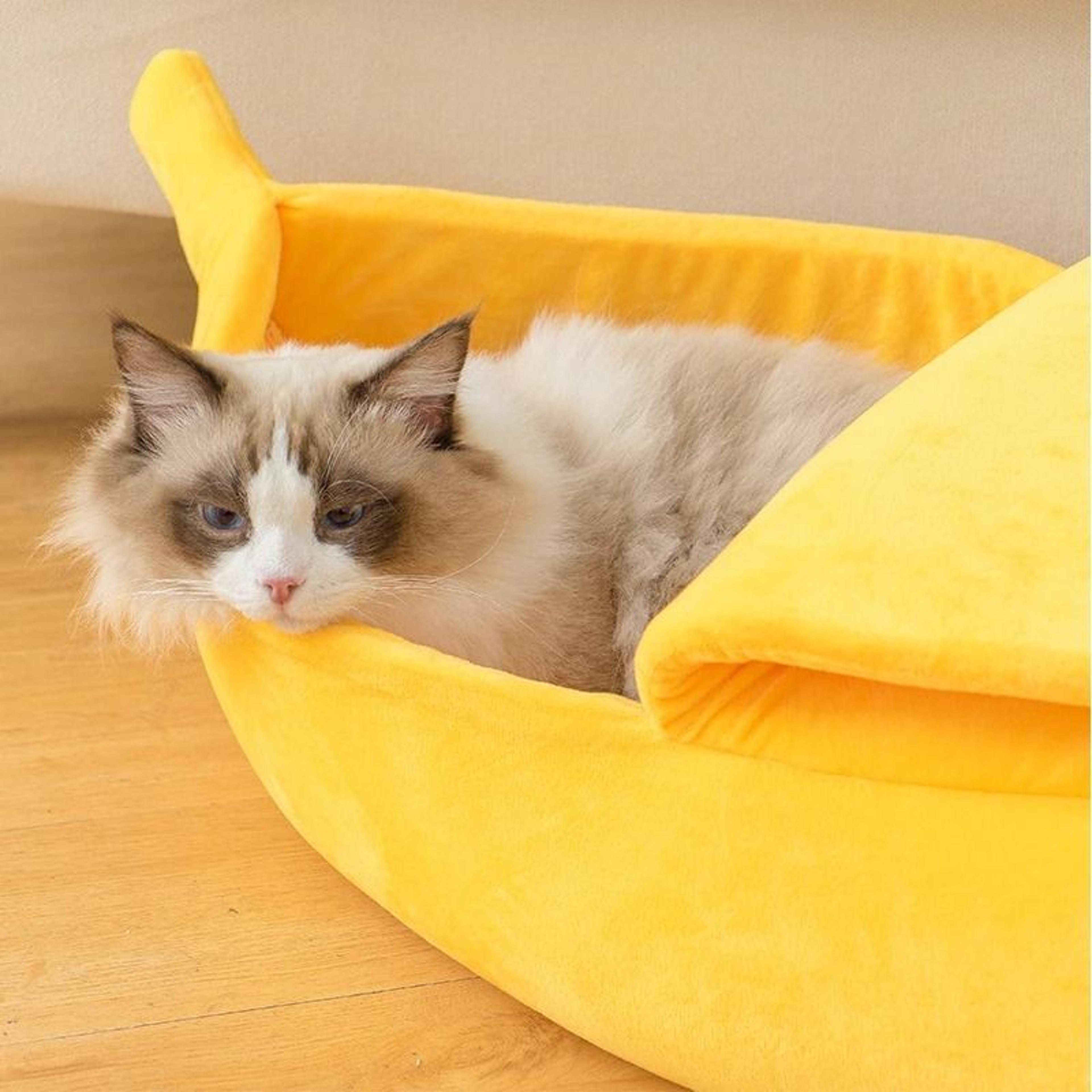 Banana Cat Bed House Cozy Pet Mat Warm Portable Cat And Dog Cushion Bed 4
