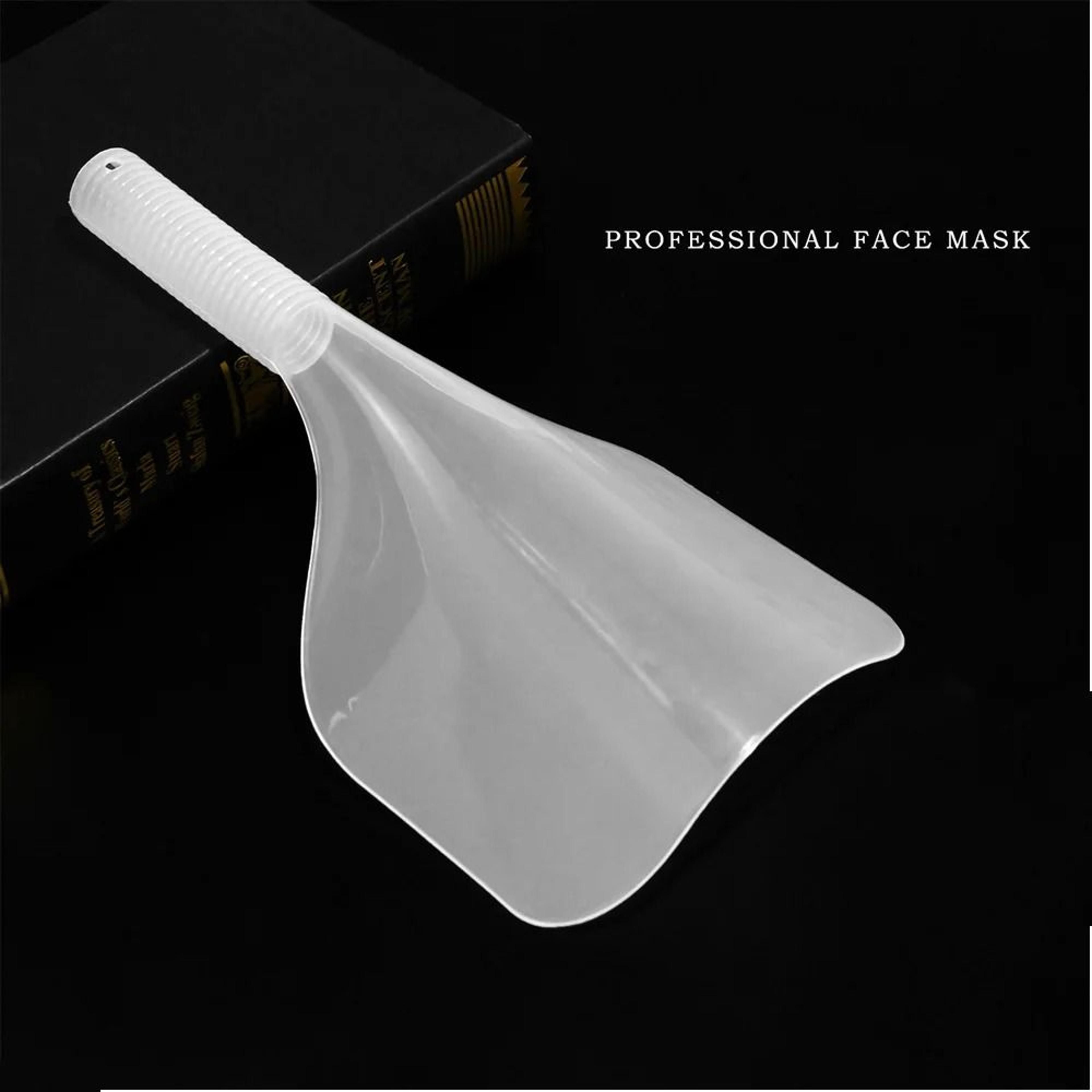 Clear Plastic Face Shield For Haircuts And Hairspray Protection 1