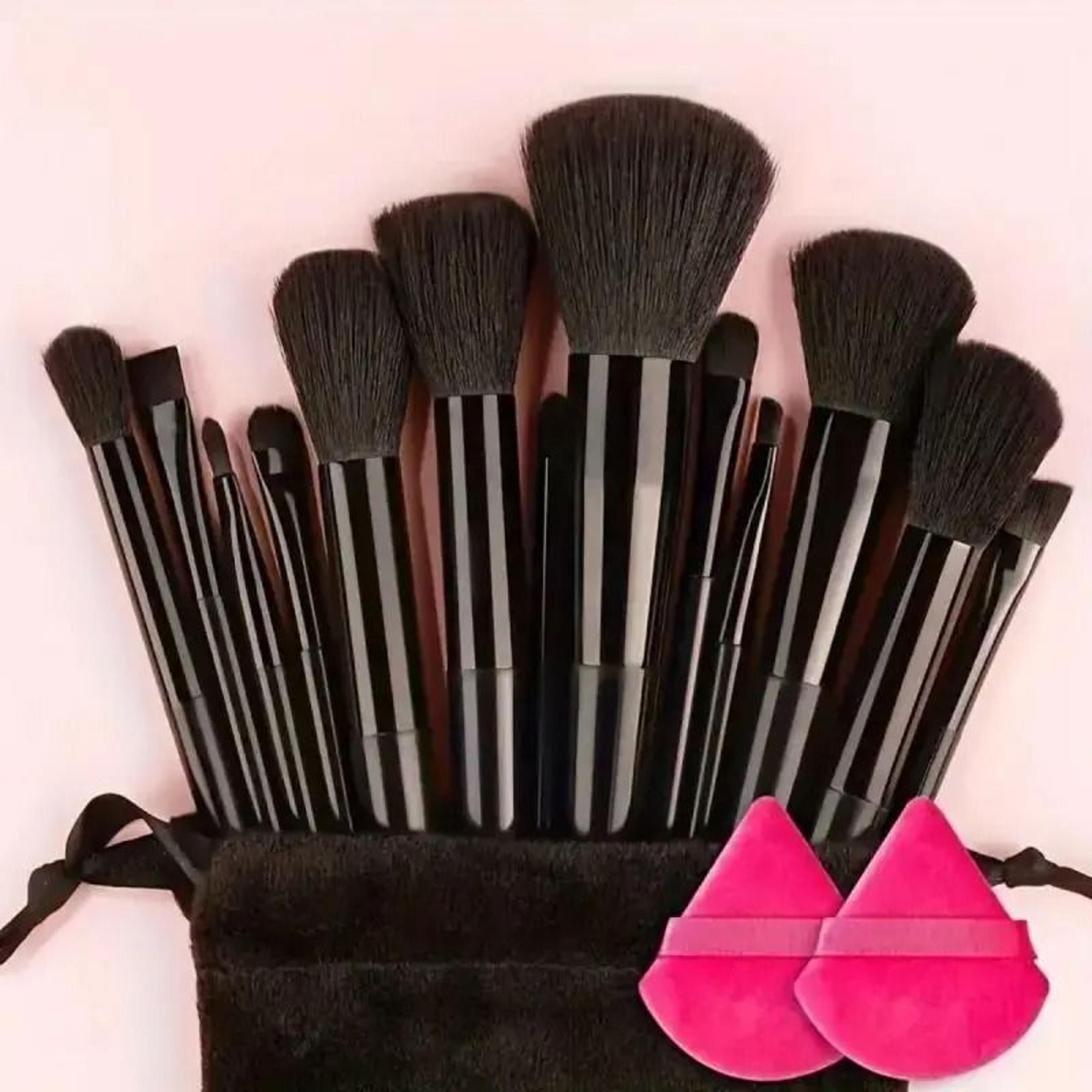 Professional Soft Fluffy Makeup Brush Set For Foundation Eyeshadow And Powder Application 21