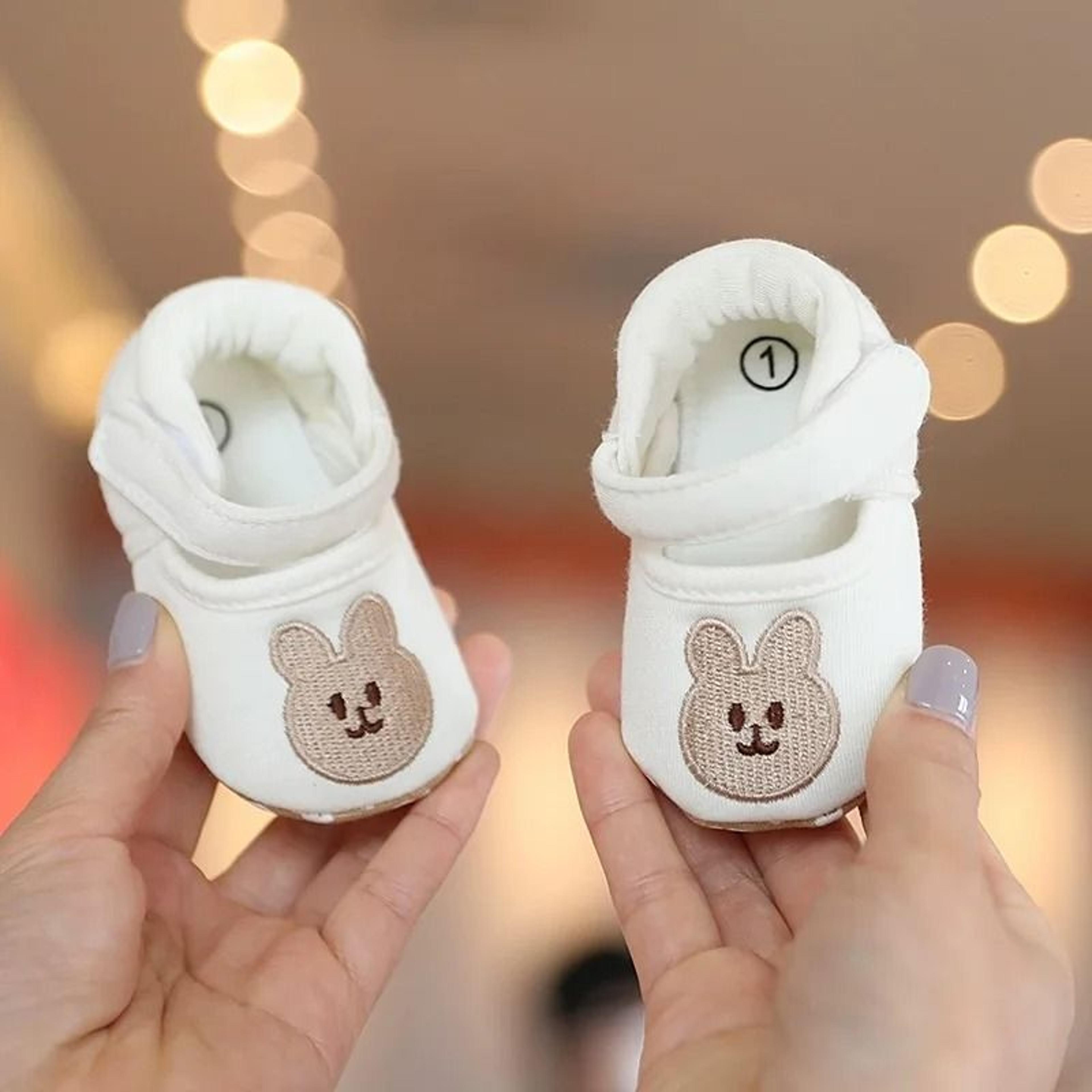 Cute Bear Soft Sole Baby Sandals Anti Kick First Step Shoes 10