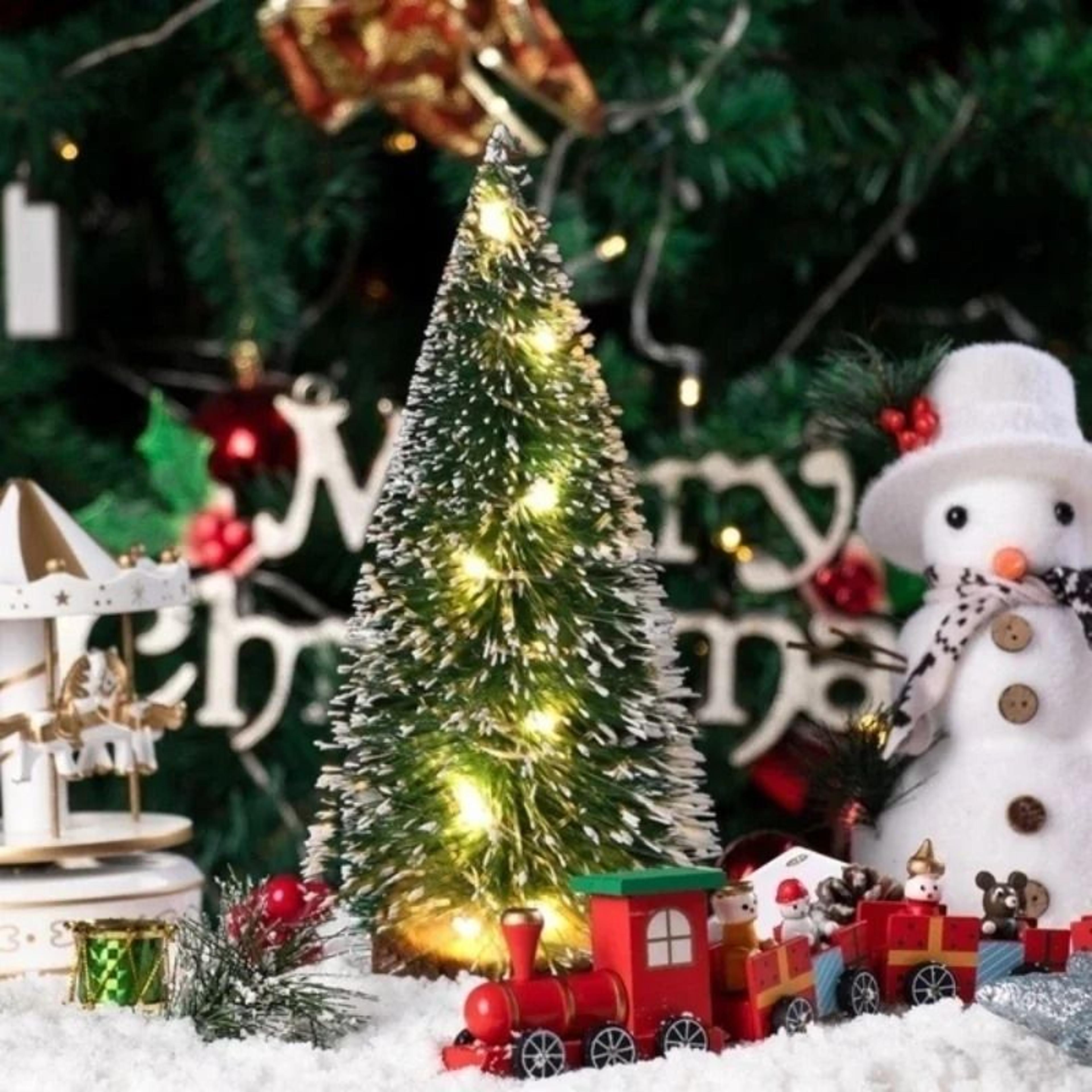 Mini LED Christmas Tree Tabletop Decoration With Snow Frost For Holiday Home Display 2