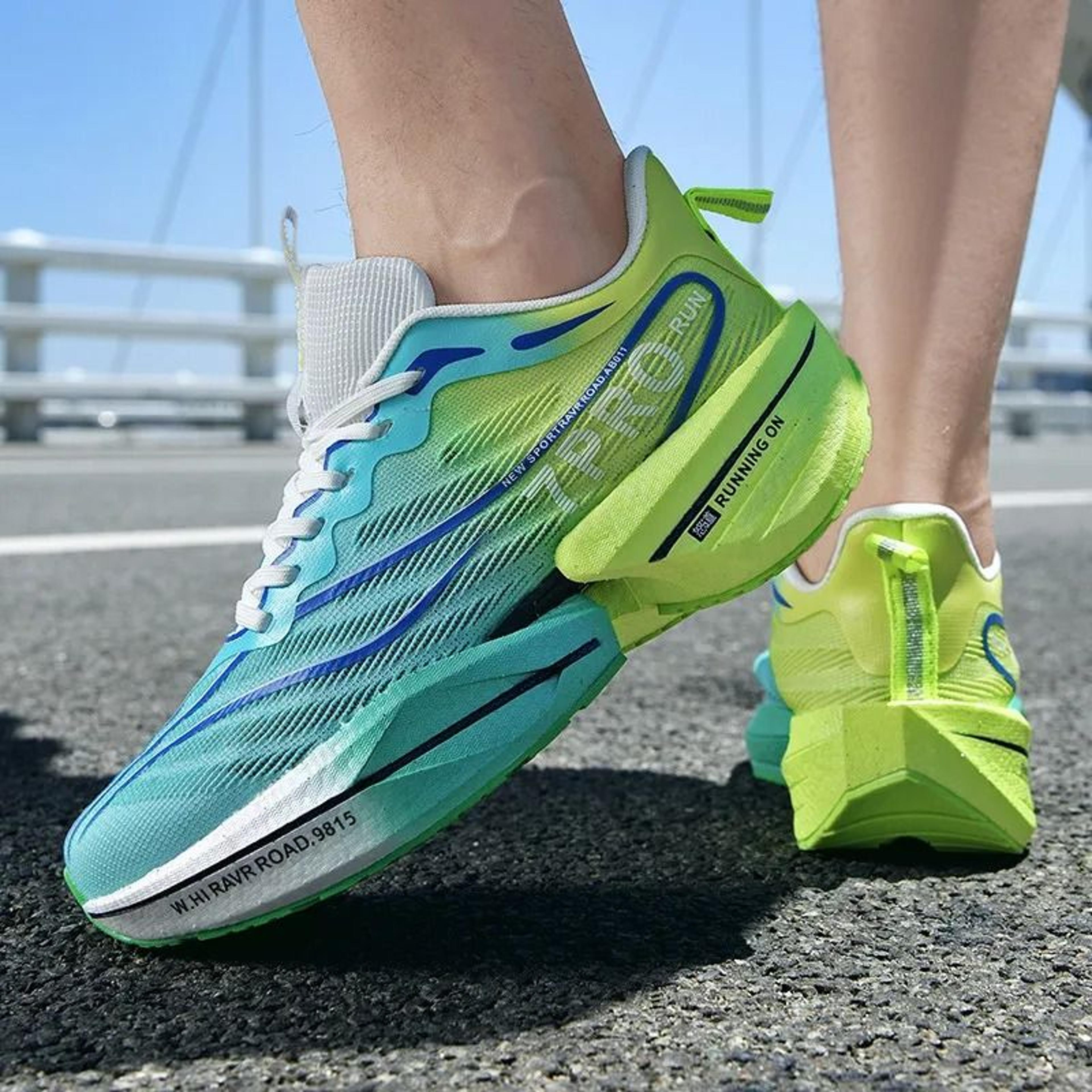 Lightweight Carbon Plate Sneakers For Men With Soft Sole Breathable Mesh And Nonslip Running Design 4
