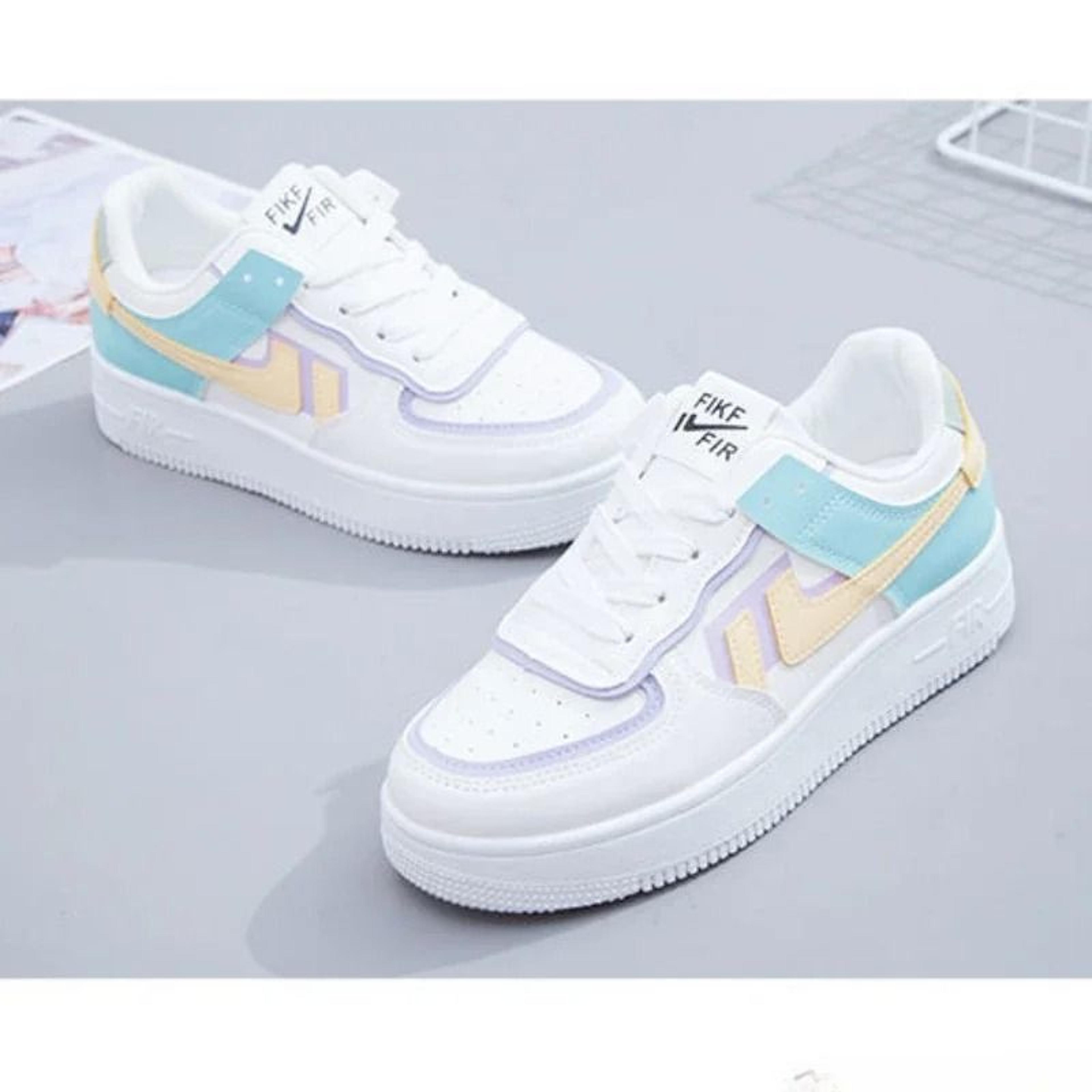 Lace Up Thick Soled Casual Running Sneakers For Everyday Wear 5