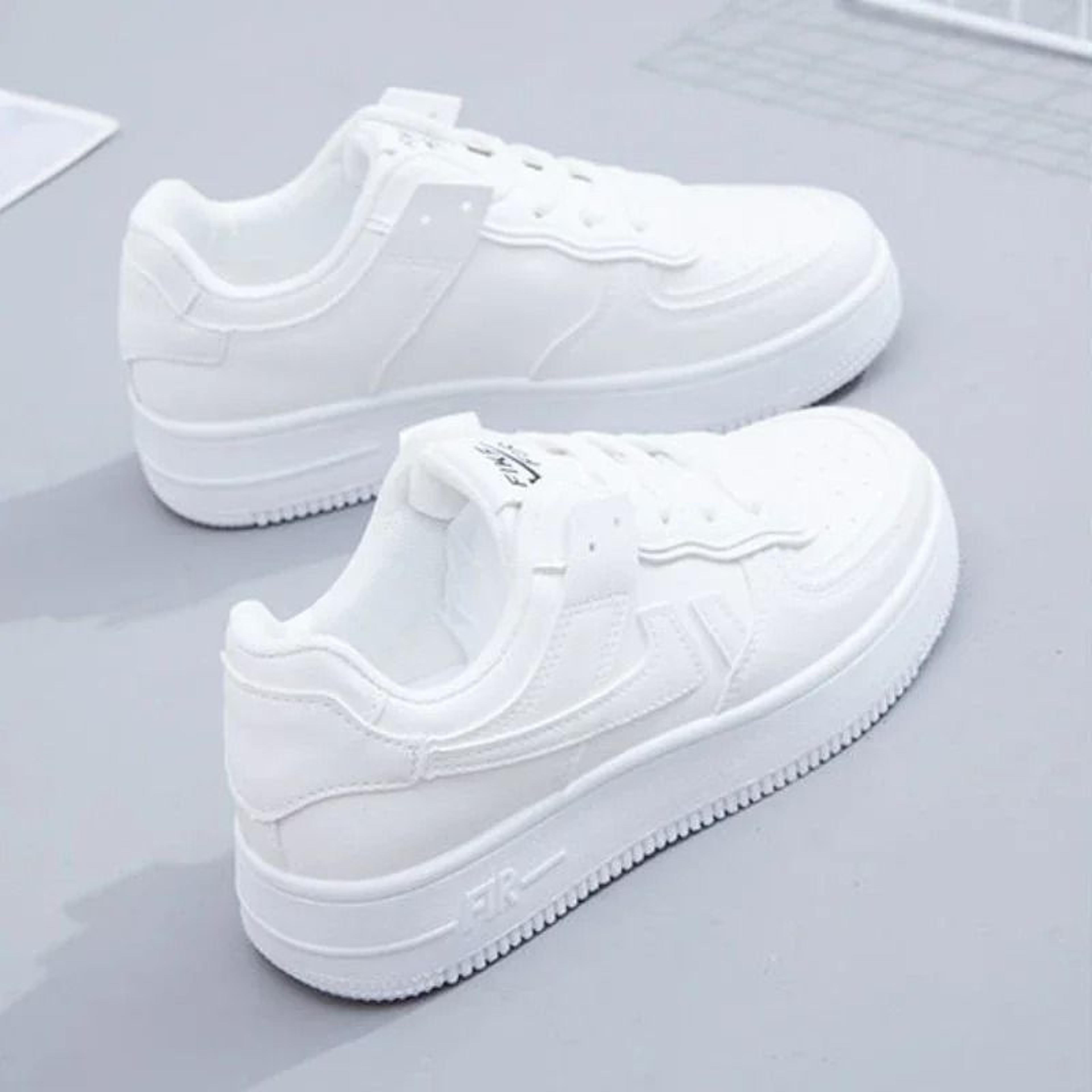 Lace Up Thick Soled Casual Running Sneakers For Everyday Wear 6