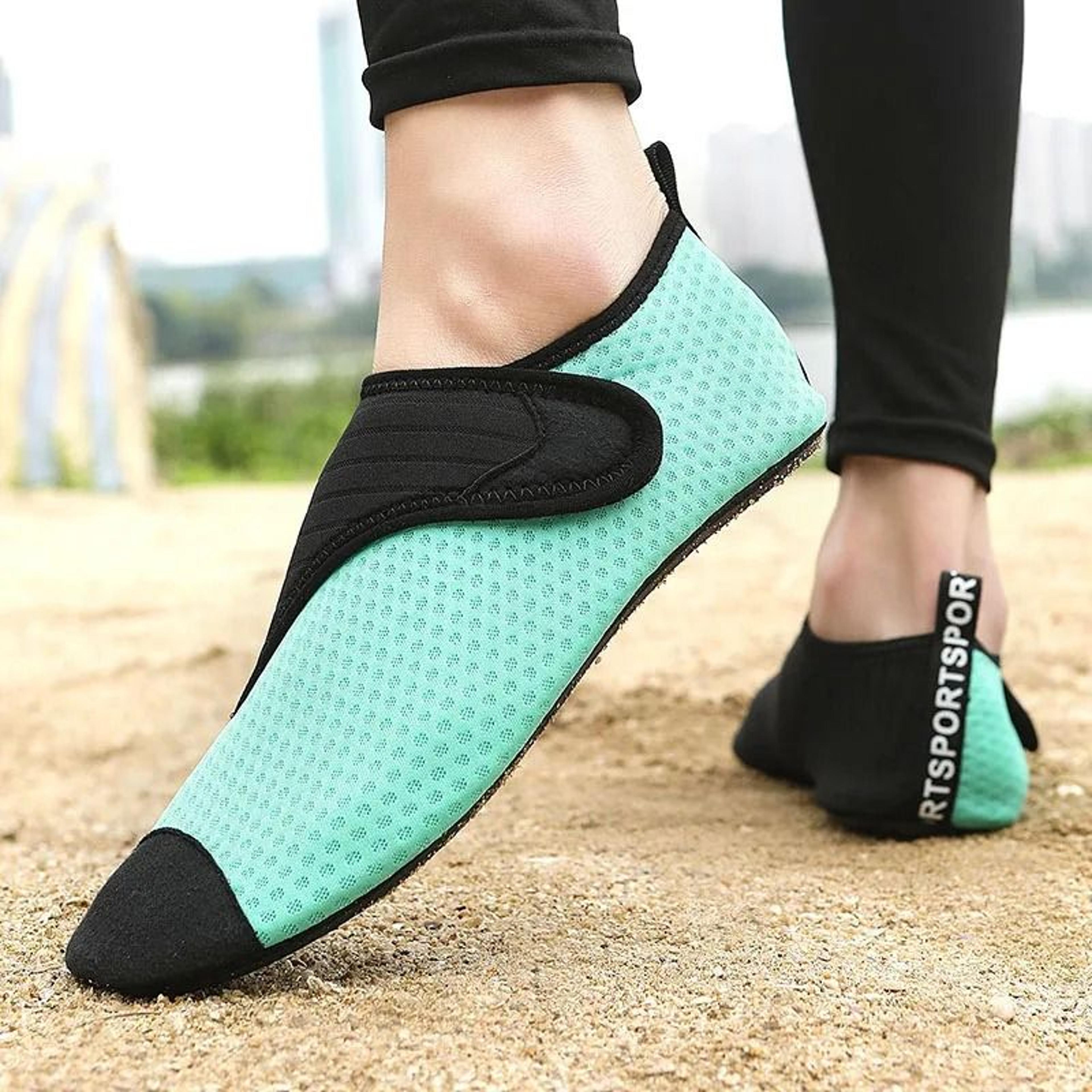 Unisex Beach Water Shoes Quick Dry Lightweight Swim And Aqua Footwear 4
