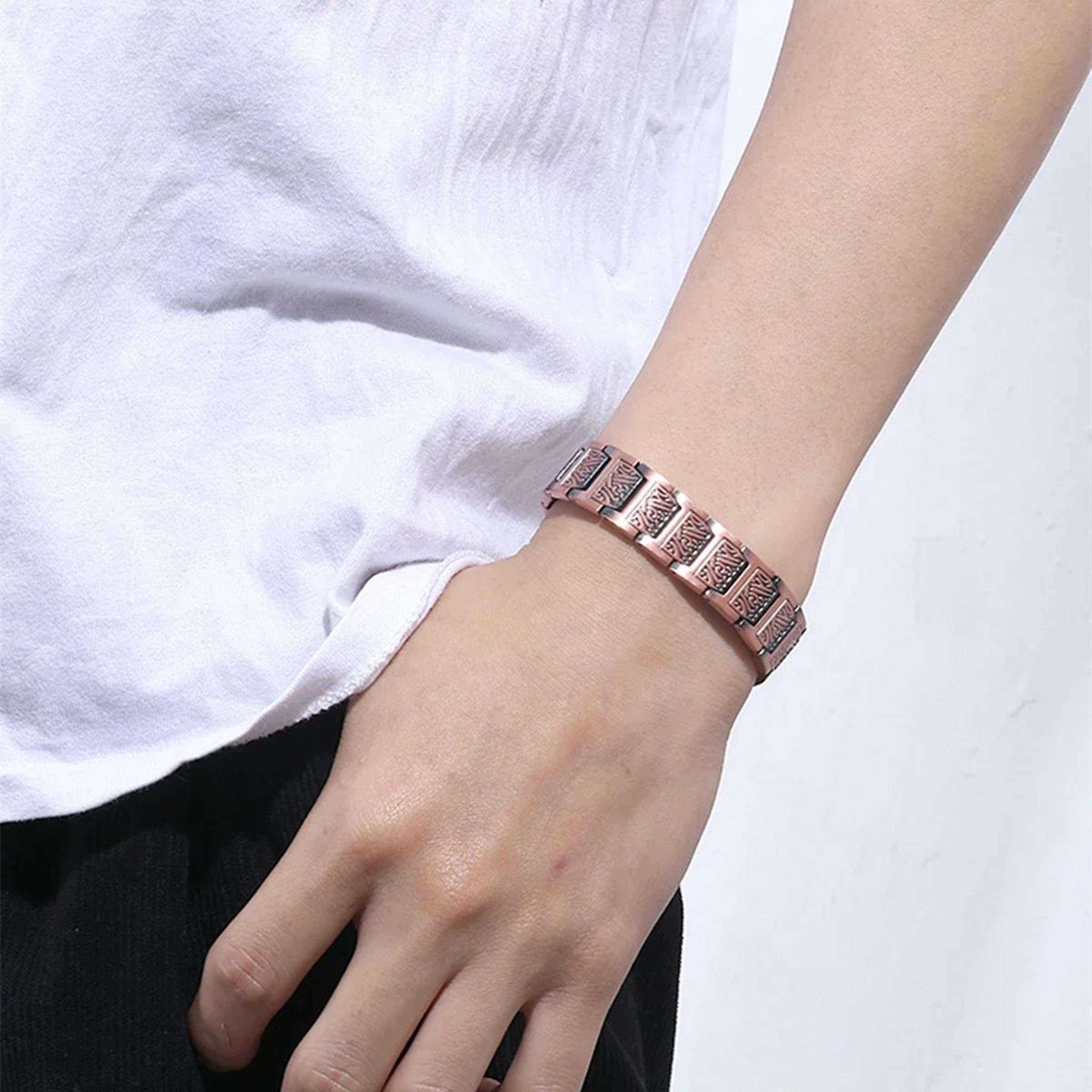 Mens wellness jewelry with magnets