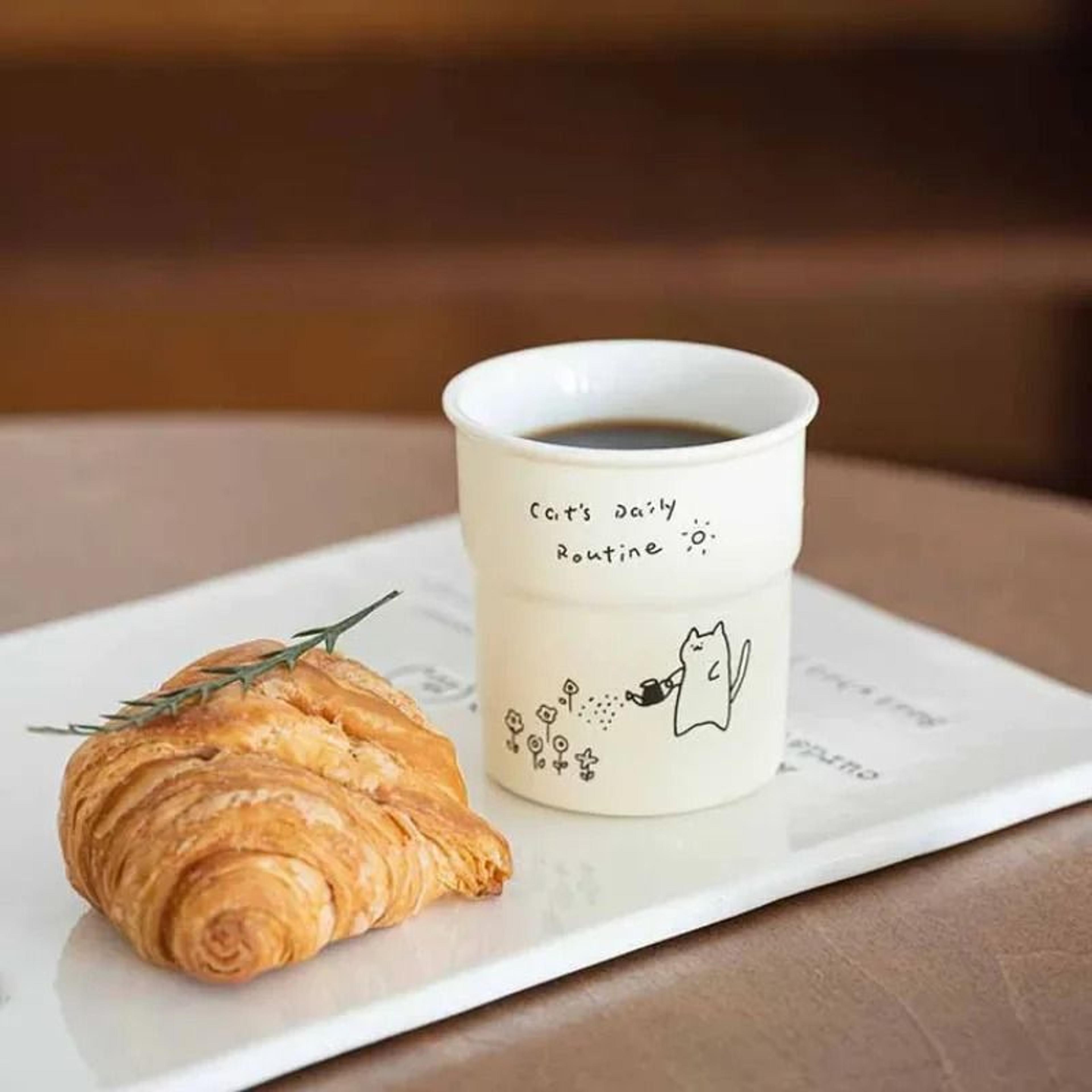 Simple Cute Cat Illustrations Ceramic Mug  225ml Oat Milk Latte  Breakfast Cup 3