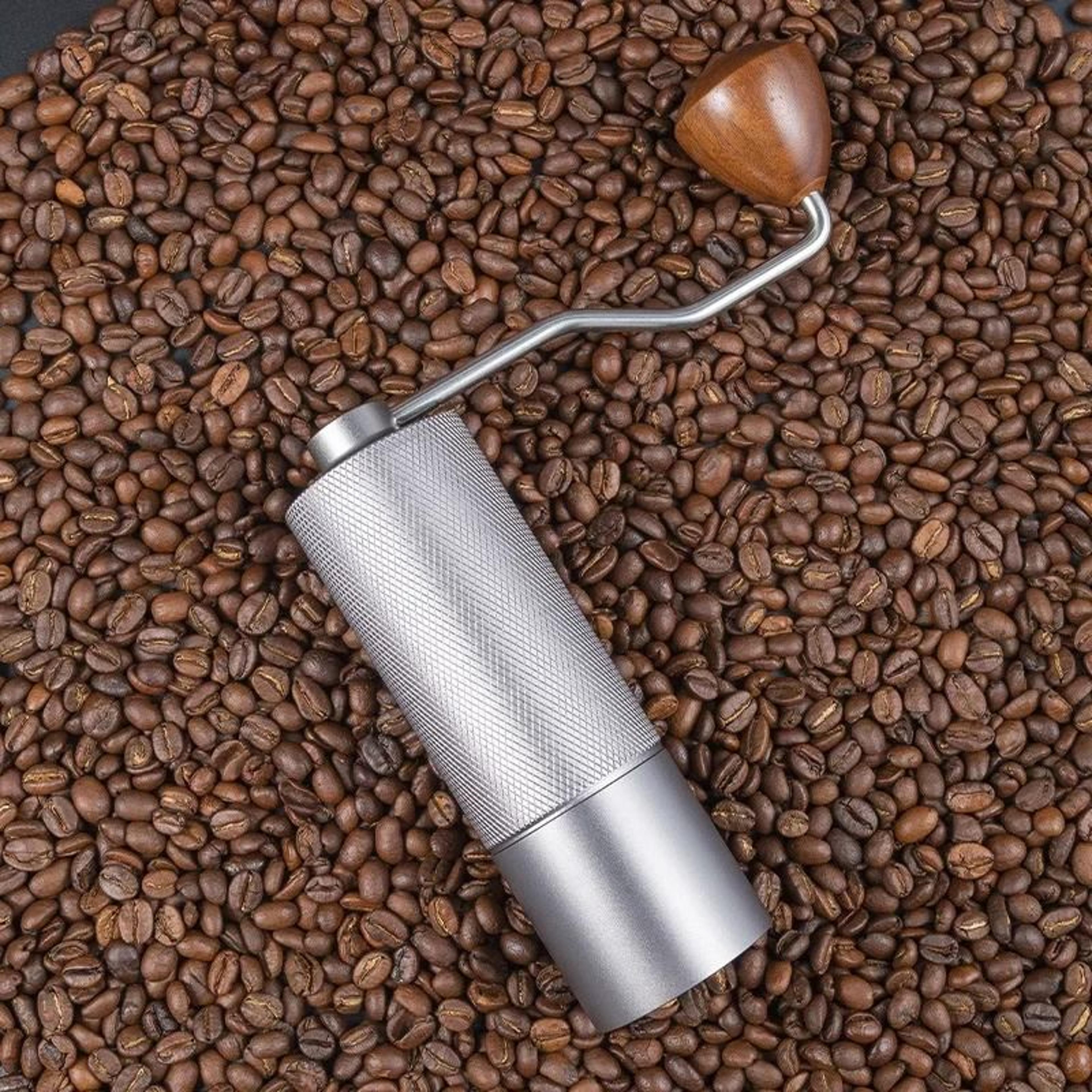Adjustable Manual Coffee Bean Grinder  Diamond Texture CNC Stainless Steel Core Double Bearing 5