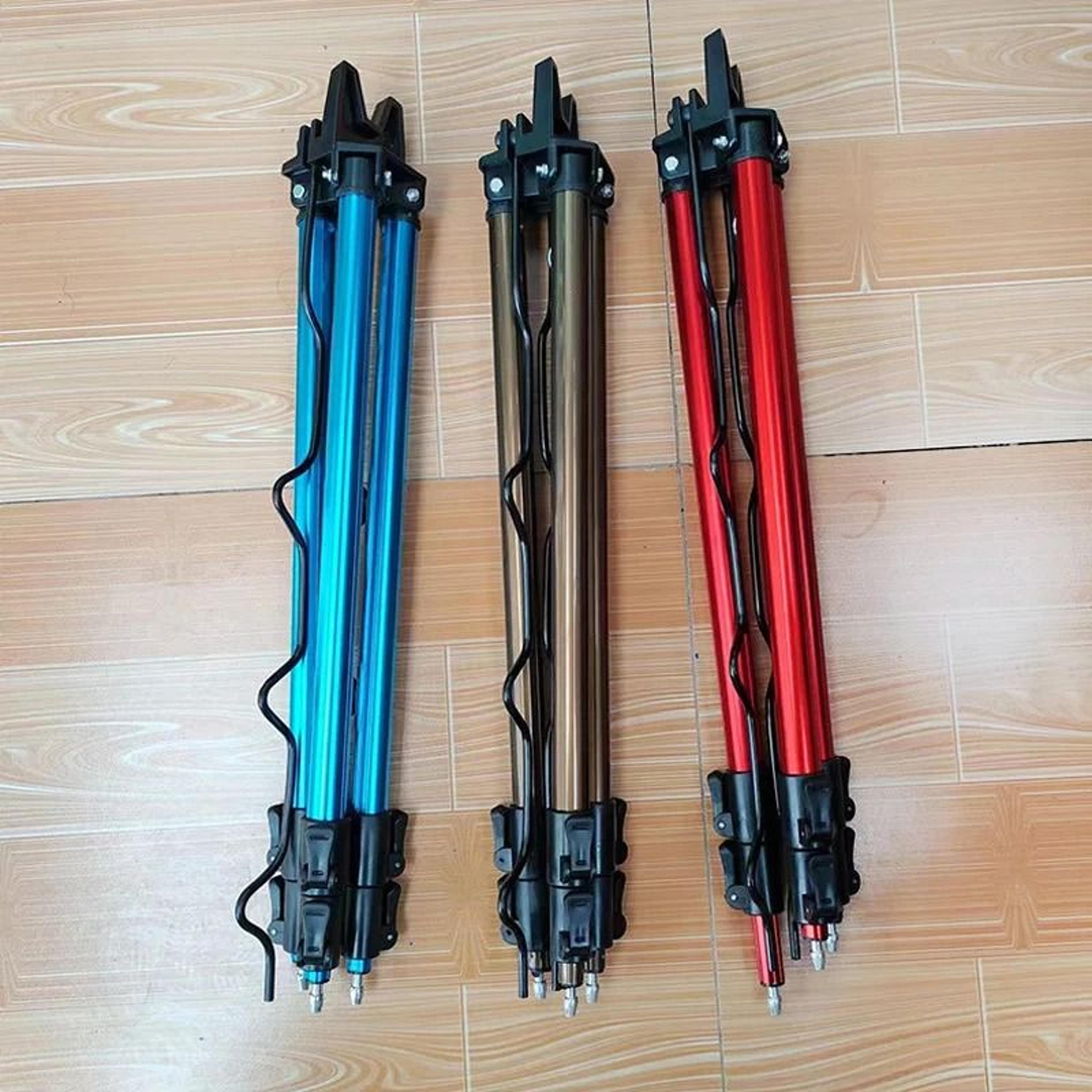 Telescopic Aluminum Alloy Fishing Rod Tripod Stand  HeavyDuty MultiRod Holder For All Rod Types 1