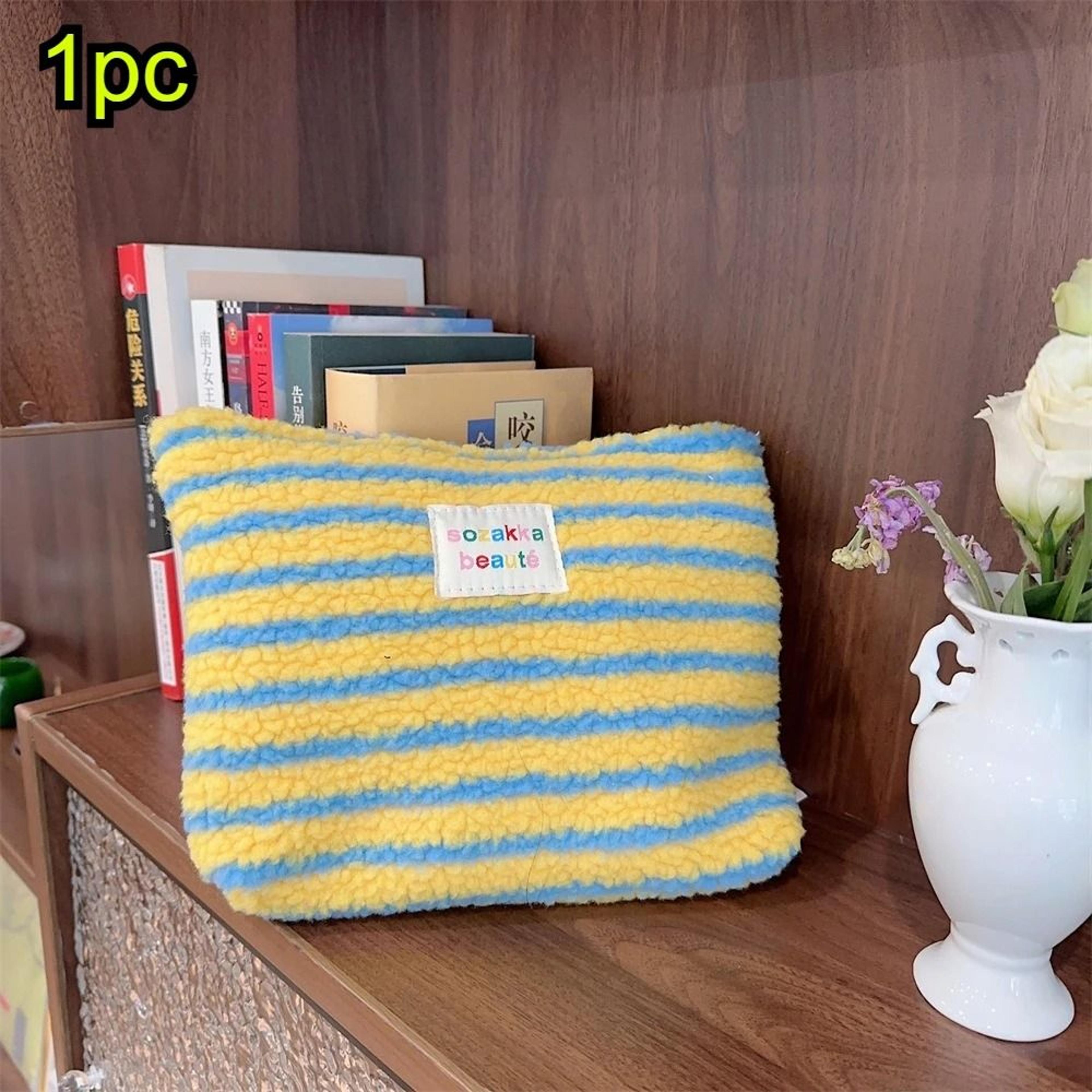 Plush Fur Large Capacity Makeup Bag 9