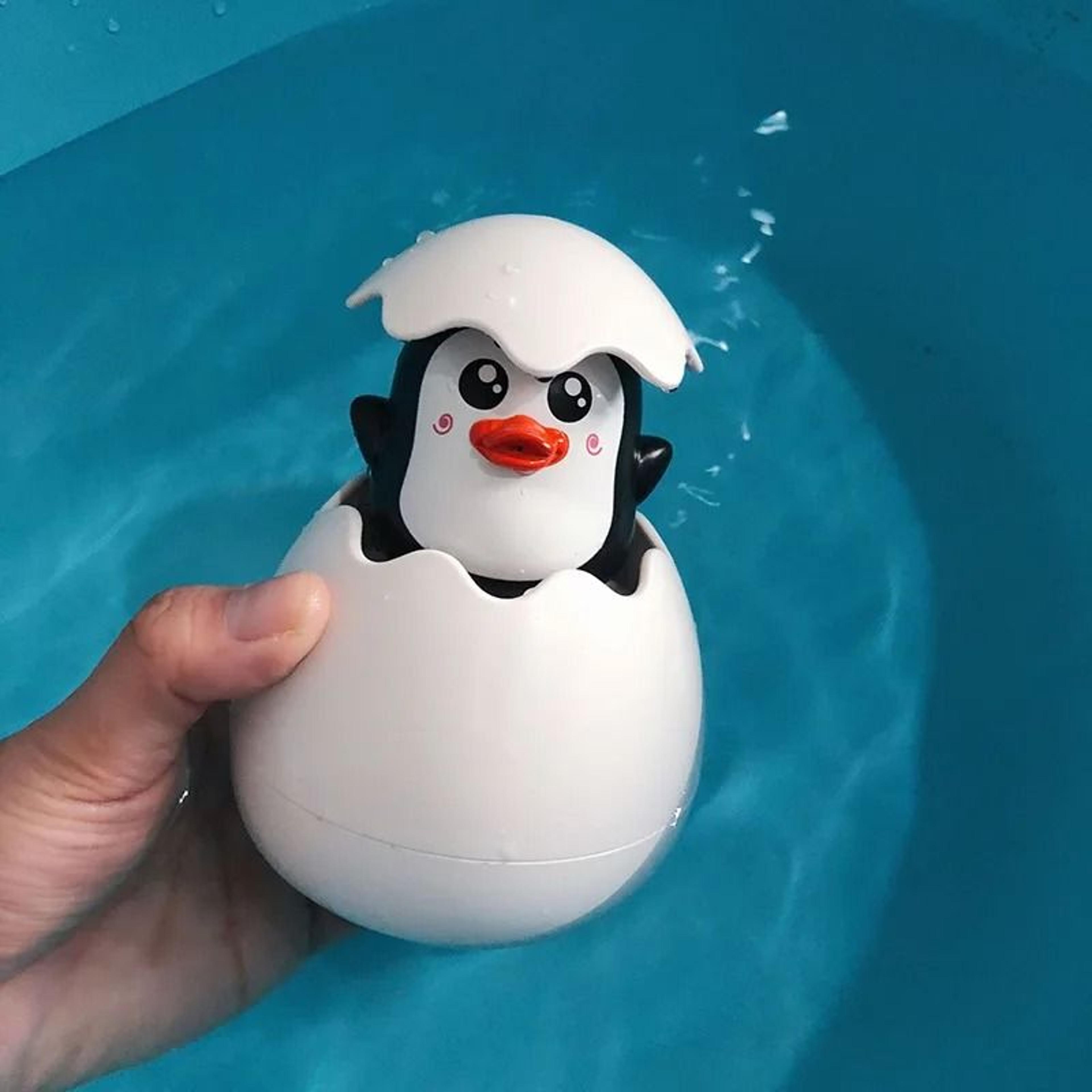 Hatching Egg Water Spray Bath Toy 2