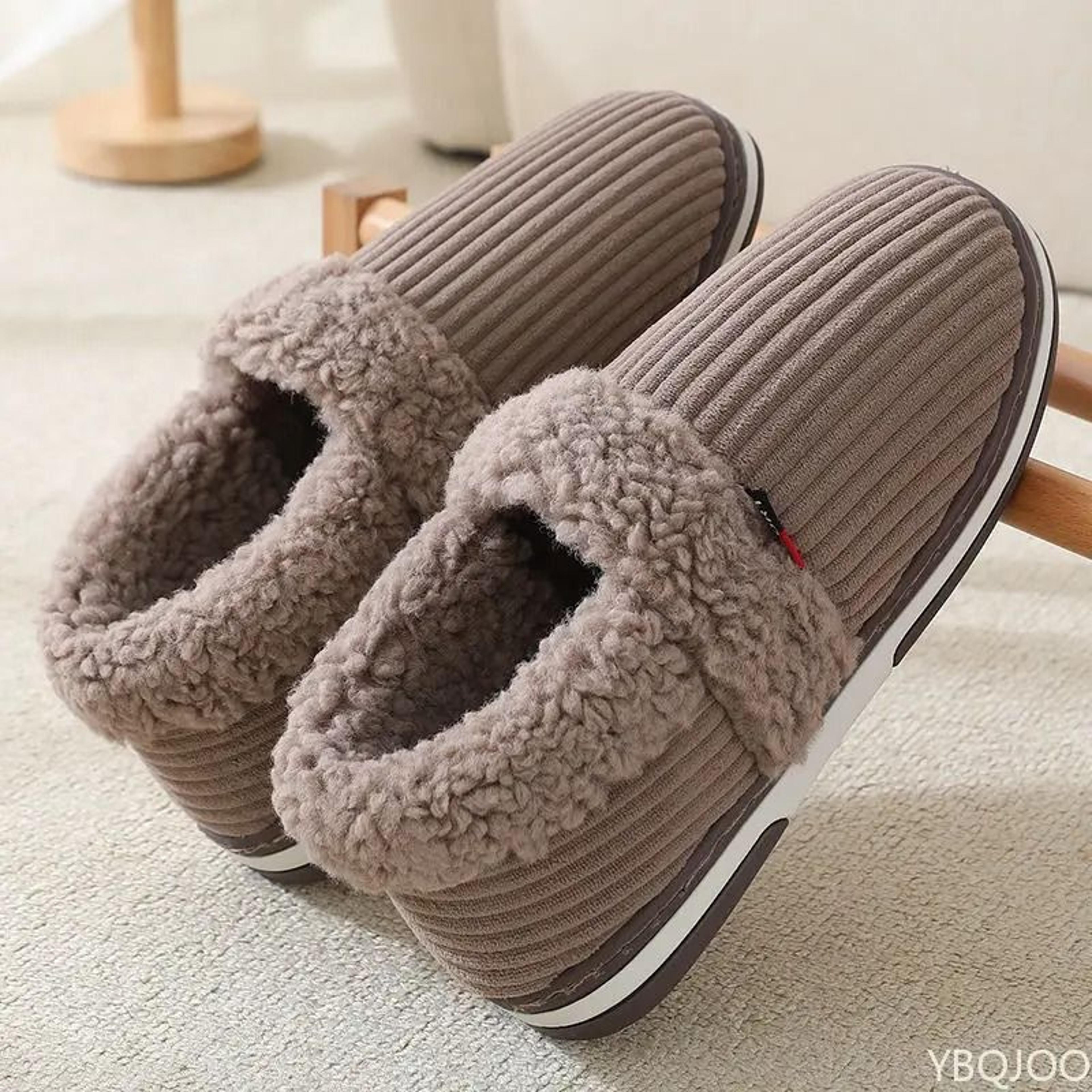 Winter Couple BagHeel Plush Slippers 3