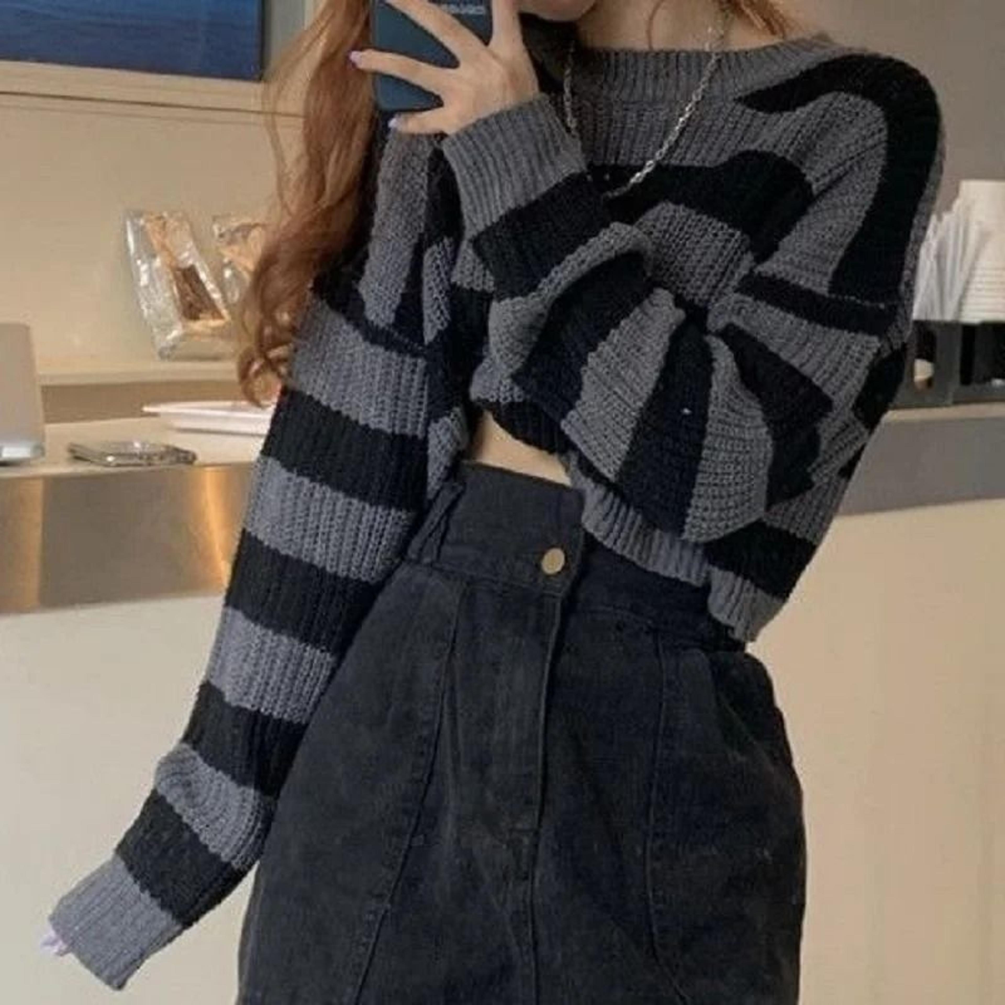 Korean Style Striped Cropped Sweater  Vintage Oversized Knit Jumper For Autumn  Winter 1