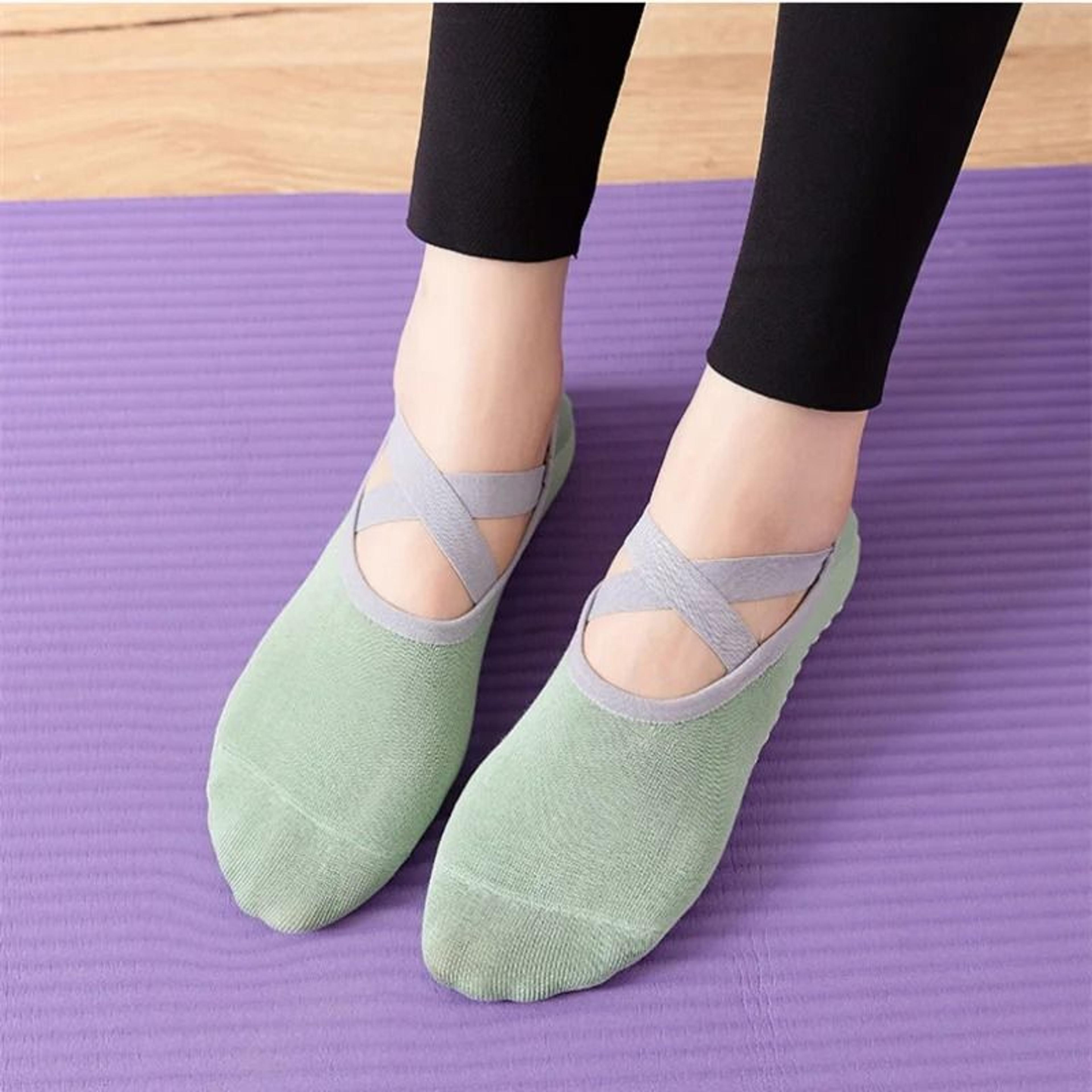 Professional Women Yoga Socks Silicone Anti Slip Ballet Pilates Backless Breathable Bandage Dance S 3