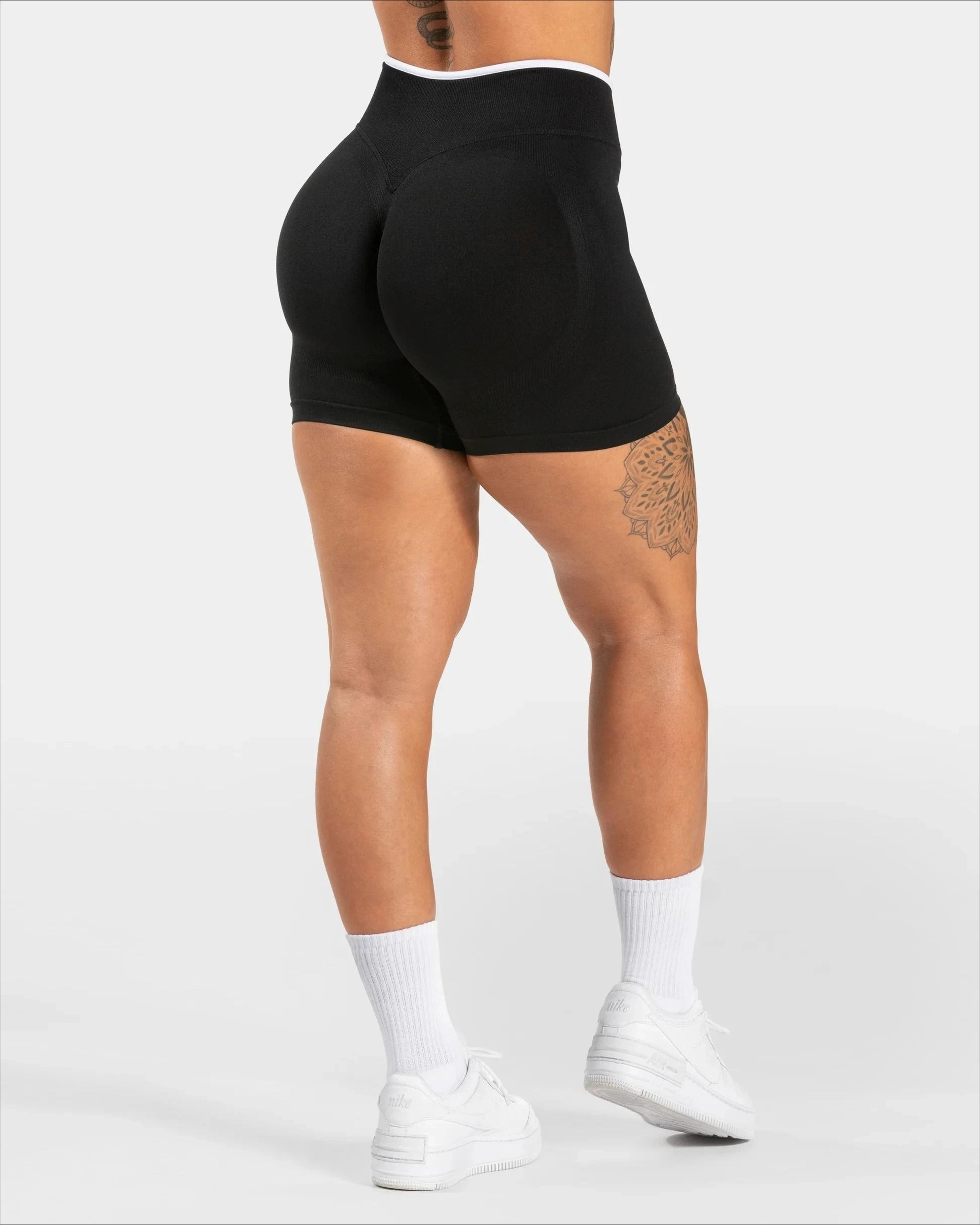 Womens Seamless HighWaist Gym Shorts  Solid Color HipLifting Yoga  Running Performance System 6