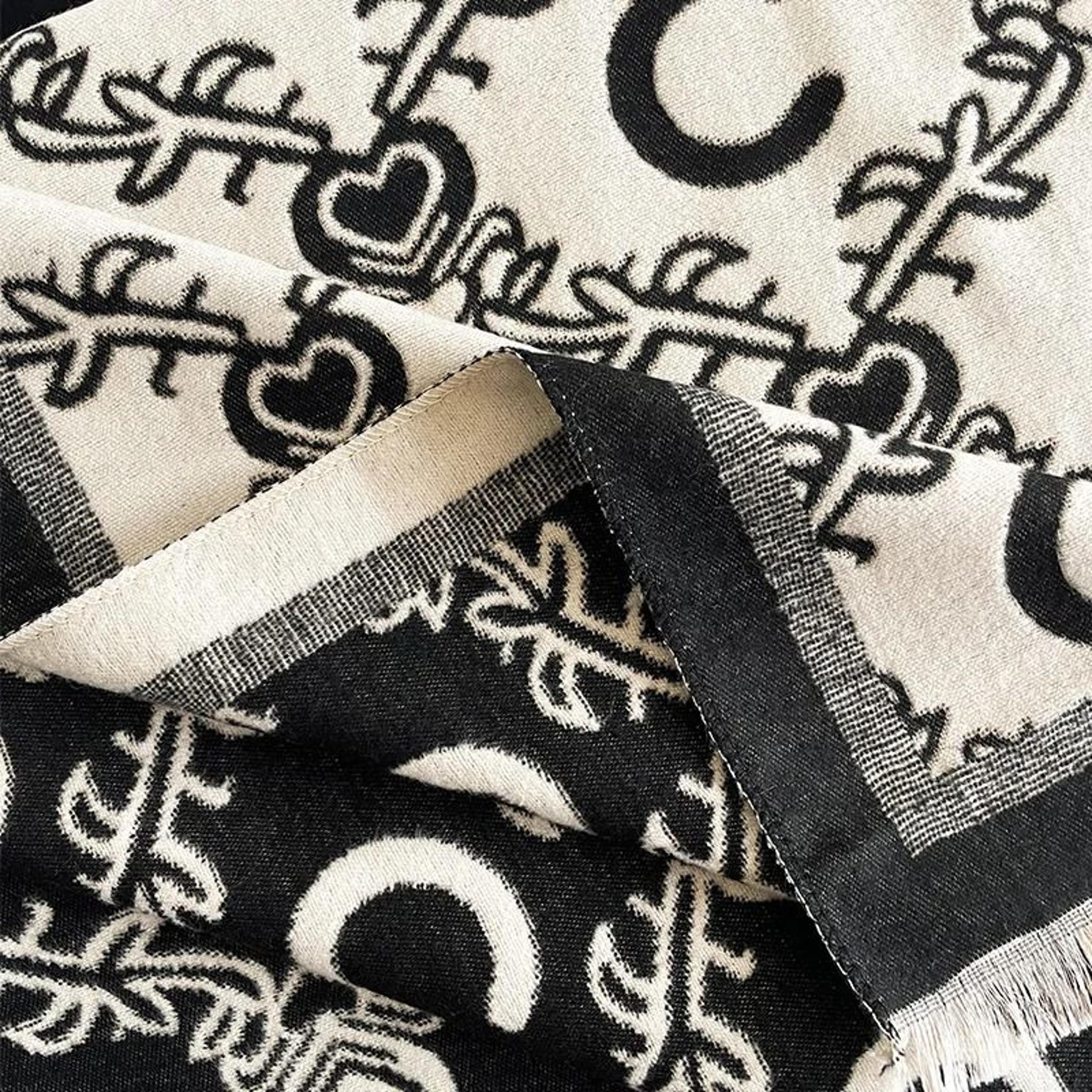 2024 Luxury Paisley Cashmere Shawl  Premium Winter Neckerchief  Thick Blanket Poncho System 5