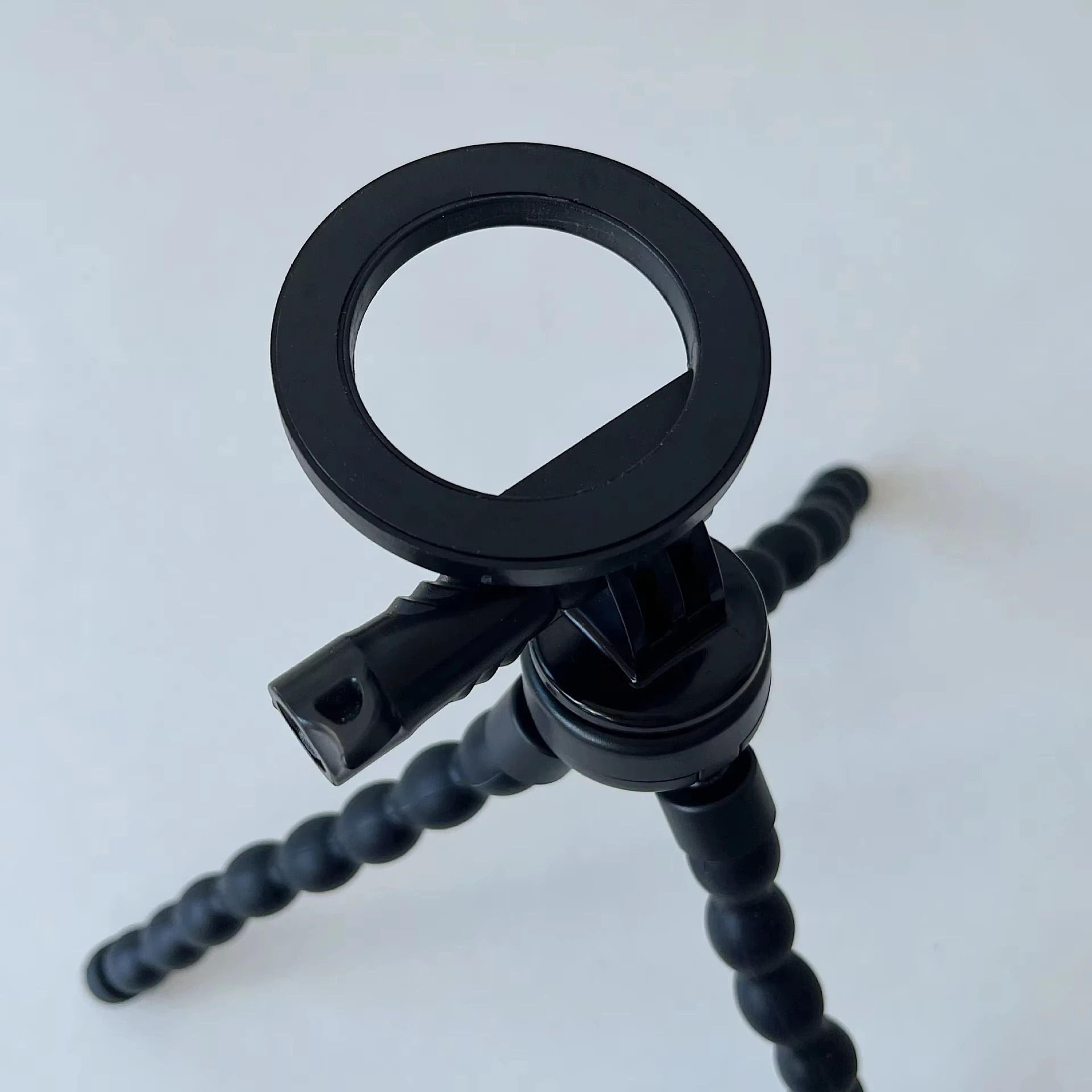 Magnetic Octopus Mini Tripod And Universal Smartphone Monopod Stand 5