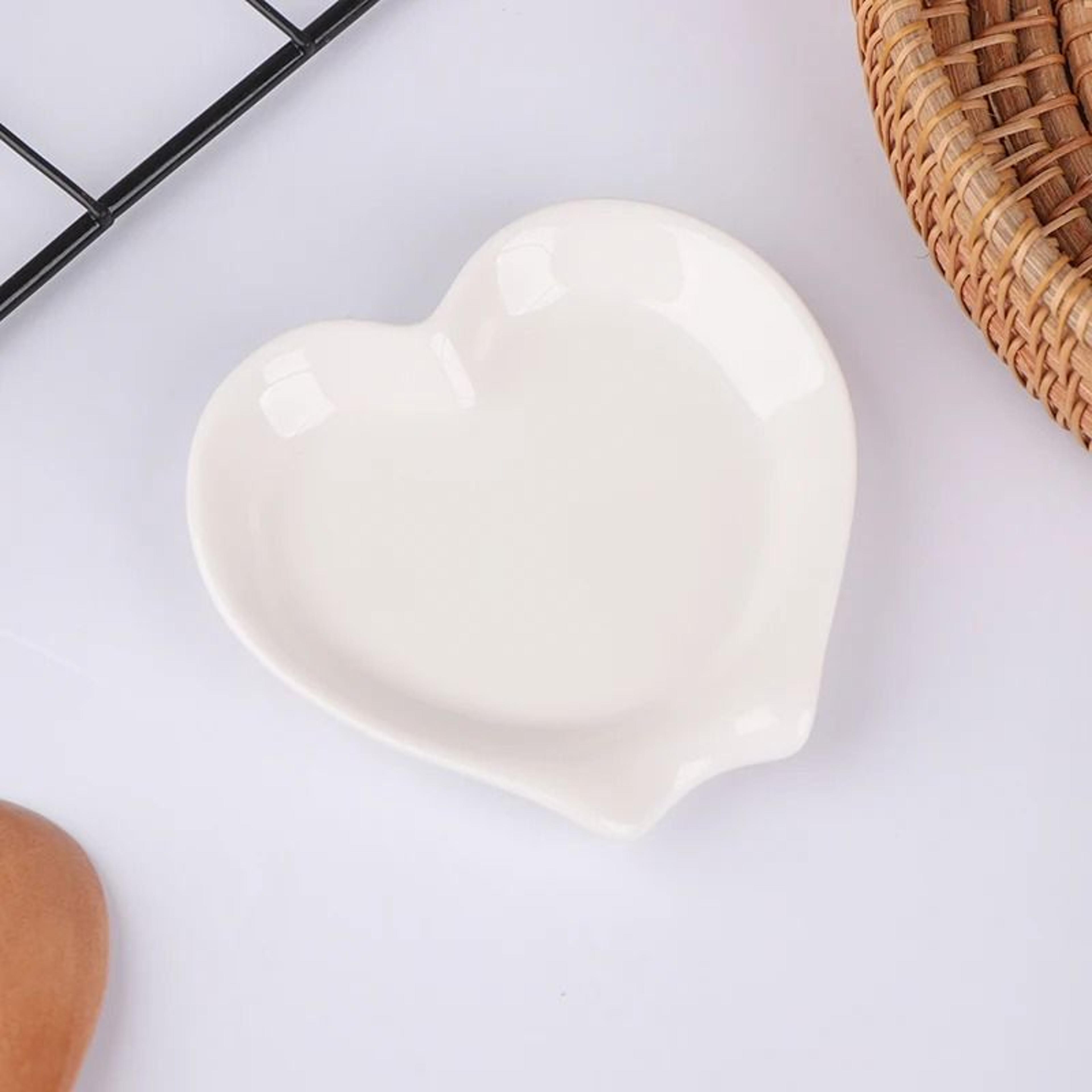 Creative HeartShaped Ceramic Spoon Rest And HighFidelity Tableware Organization Architecture 6