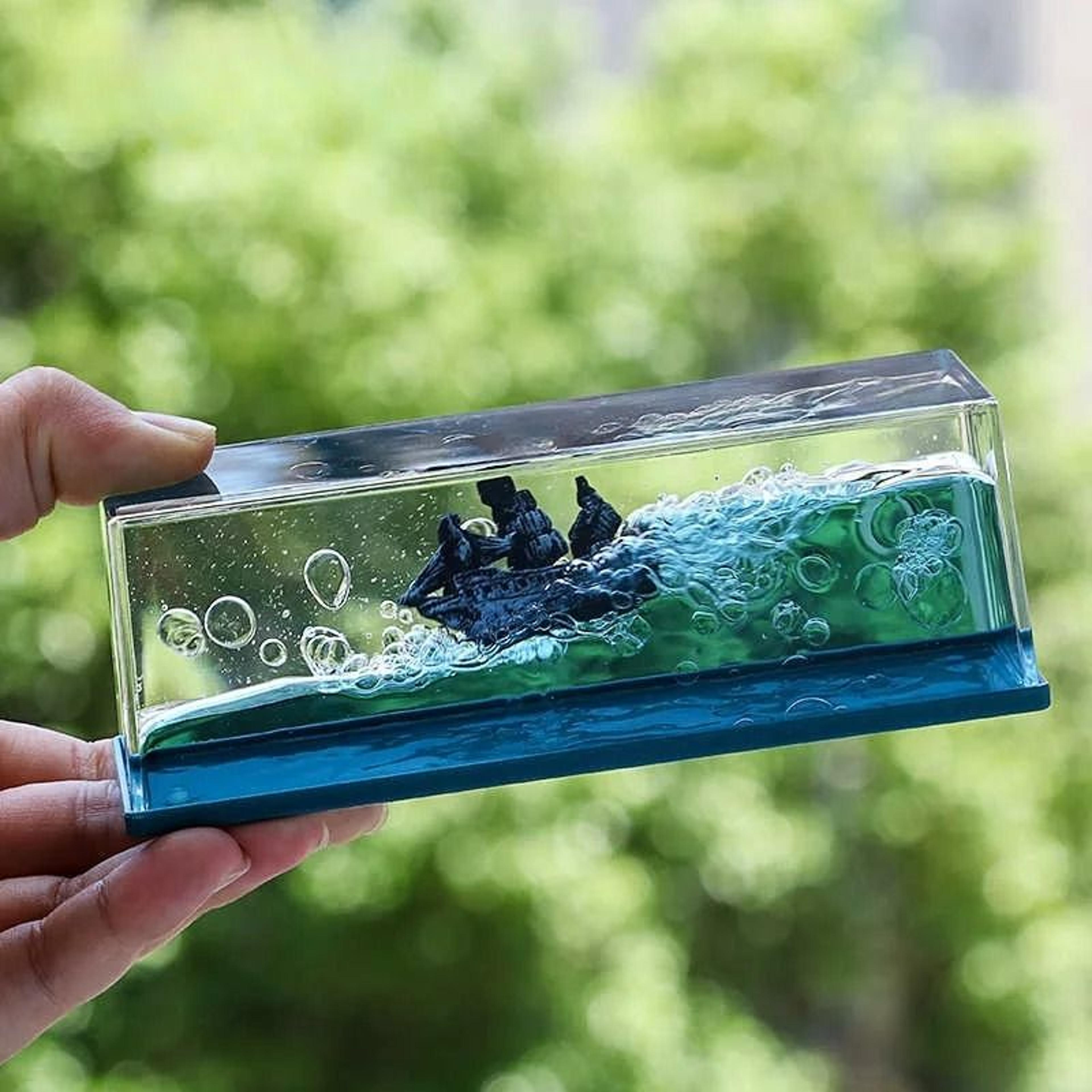 Black Pearl Unbreakable Ship  Fluid Liquid Floating Bottle  Executive Titanic Nautical Sanctuary De 2