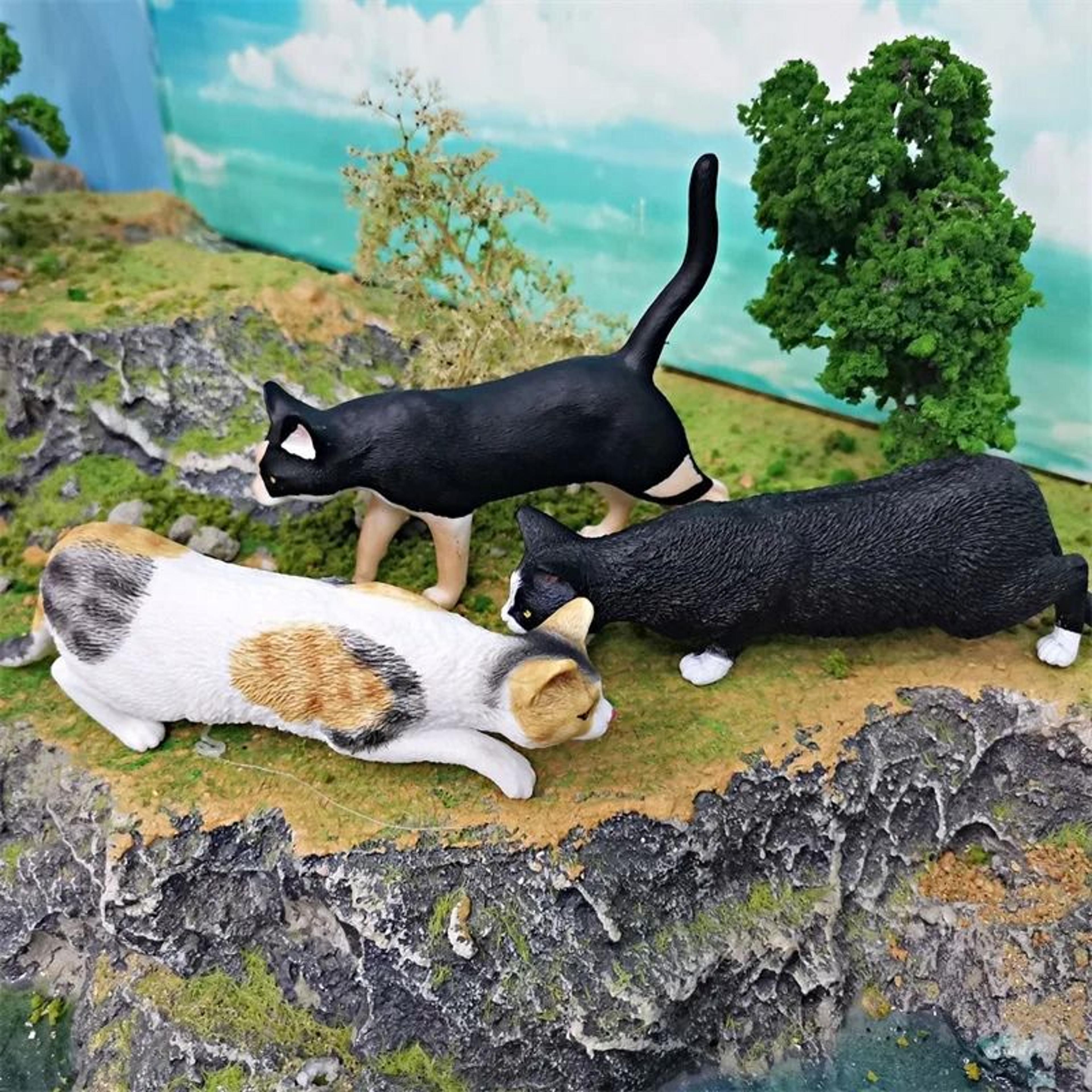 Lying Orange Cat Figurine  Solid Simulation Mini Pet Model  Executive Desktop  Home Studio Sanctuar 3