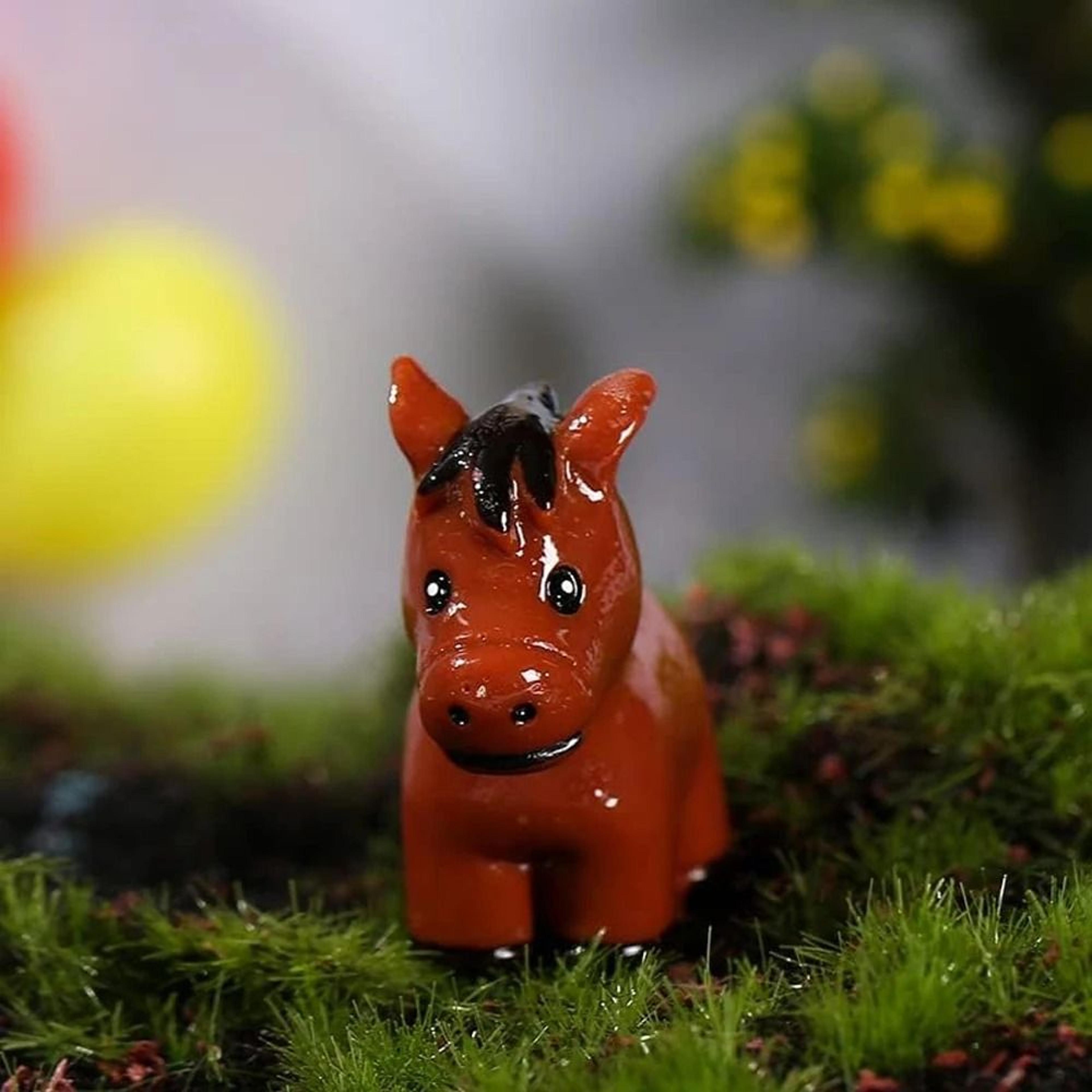 Equestrian MicroSpecimen  Precision Resin Horse Miniature  Executive Studio  Zen Garden Sanctuary D 2
