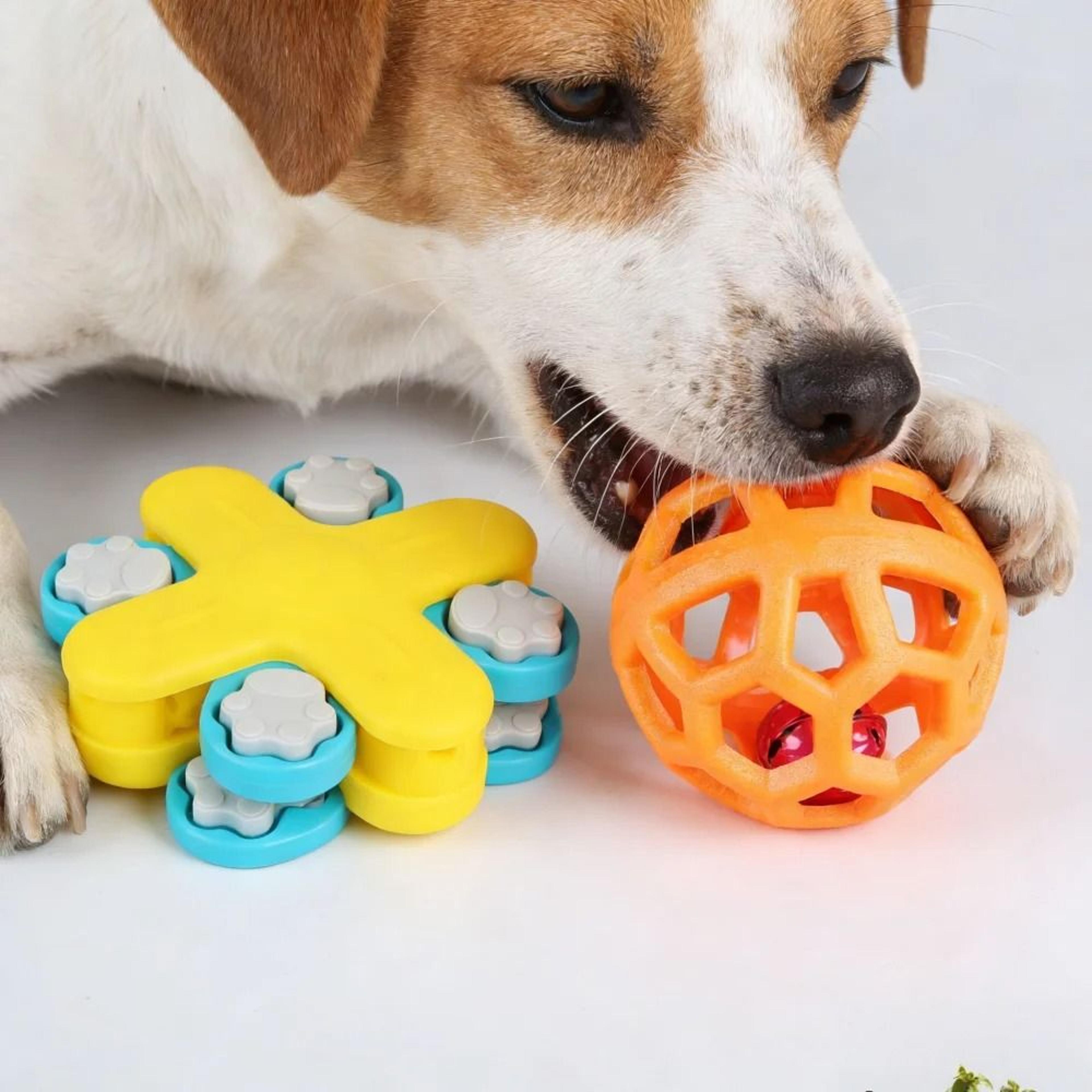 Hollow Rubber Chew Ball With Internal Bell 19