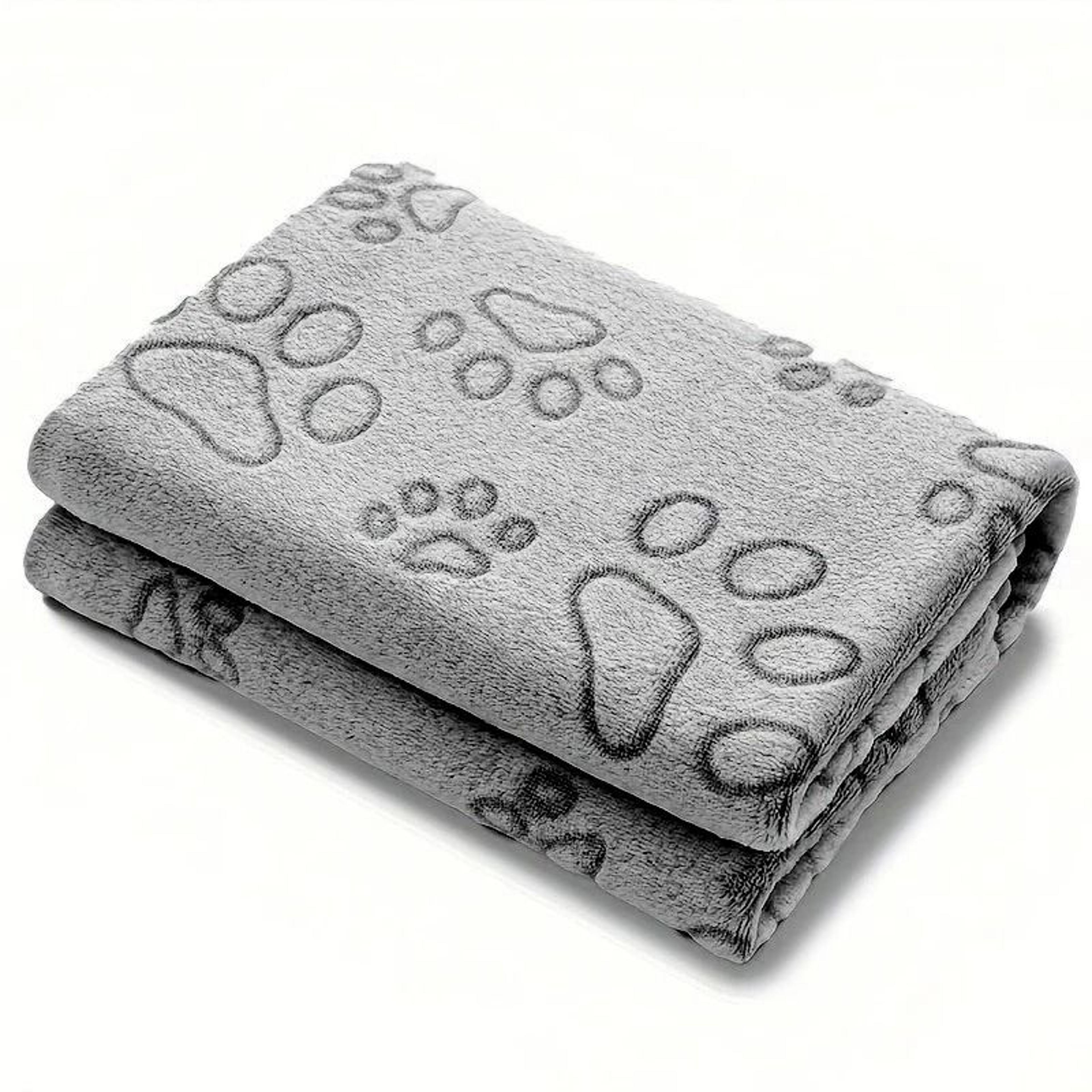 Cozy Plush PawPrint Flannel Blanket 6