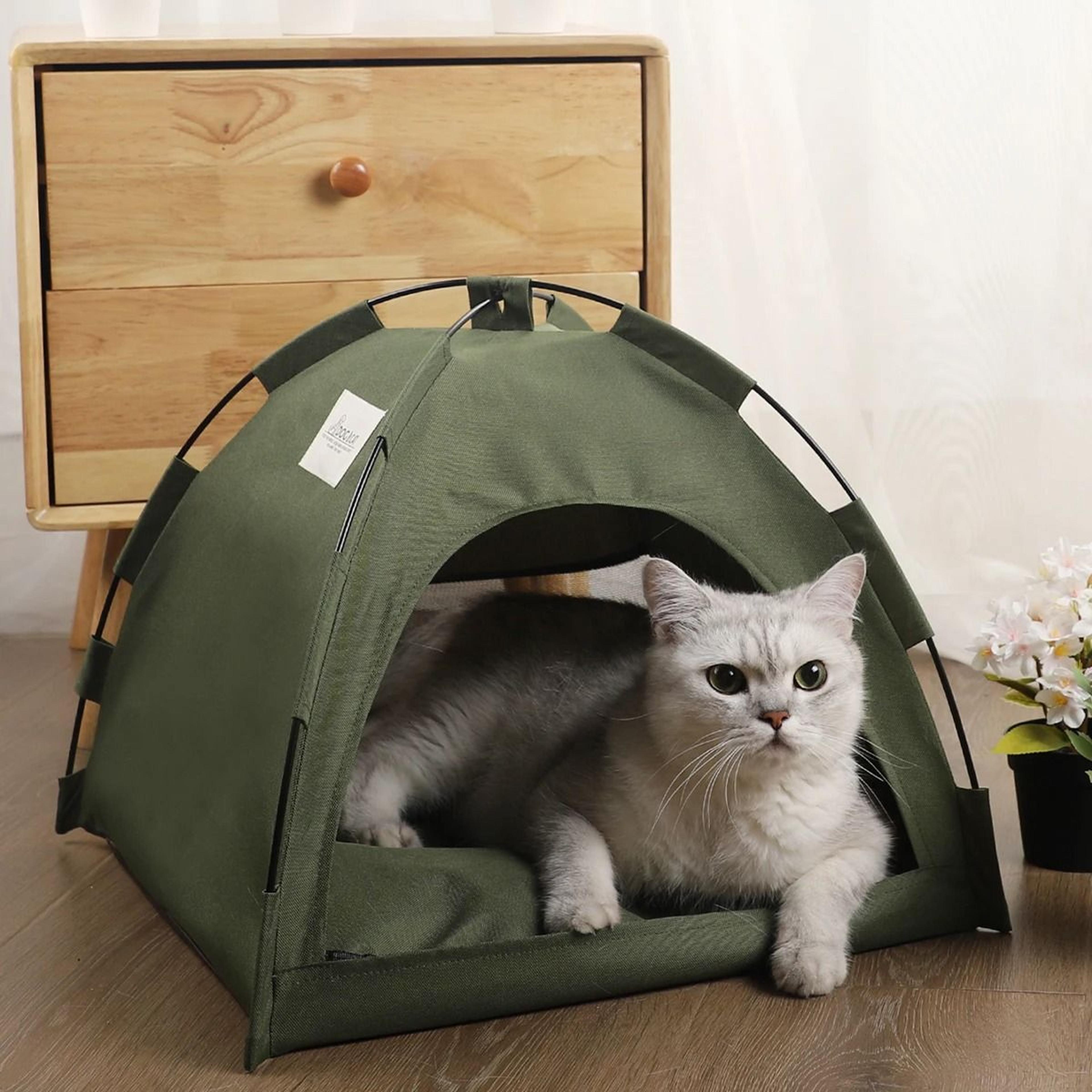 Cozy Cabin Pet Tent 0