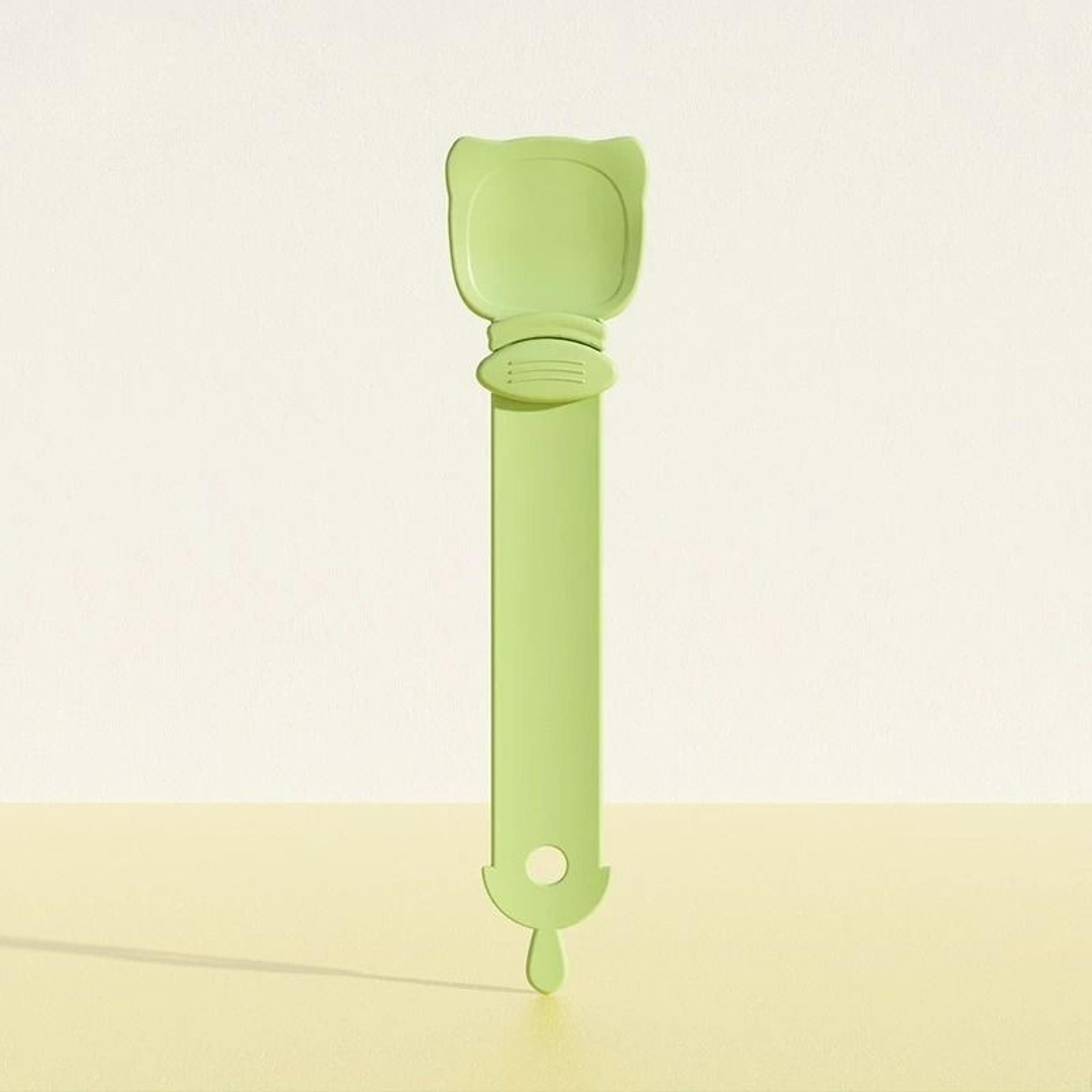 PrecisionSqueeze Liquid Treat Dispenser 9