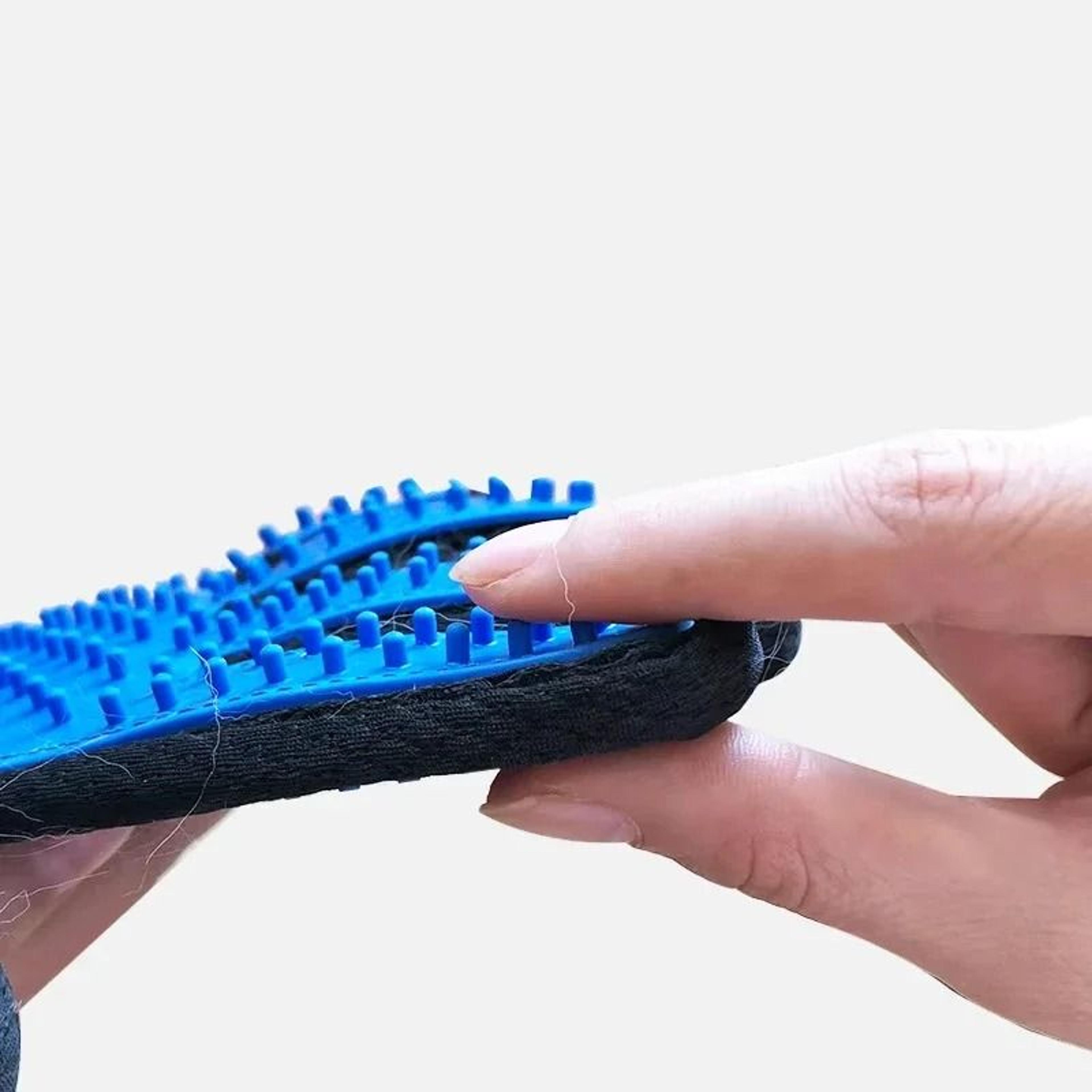 Silicone Grooming Interaction Glove 2