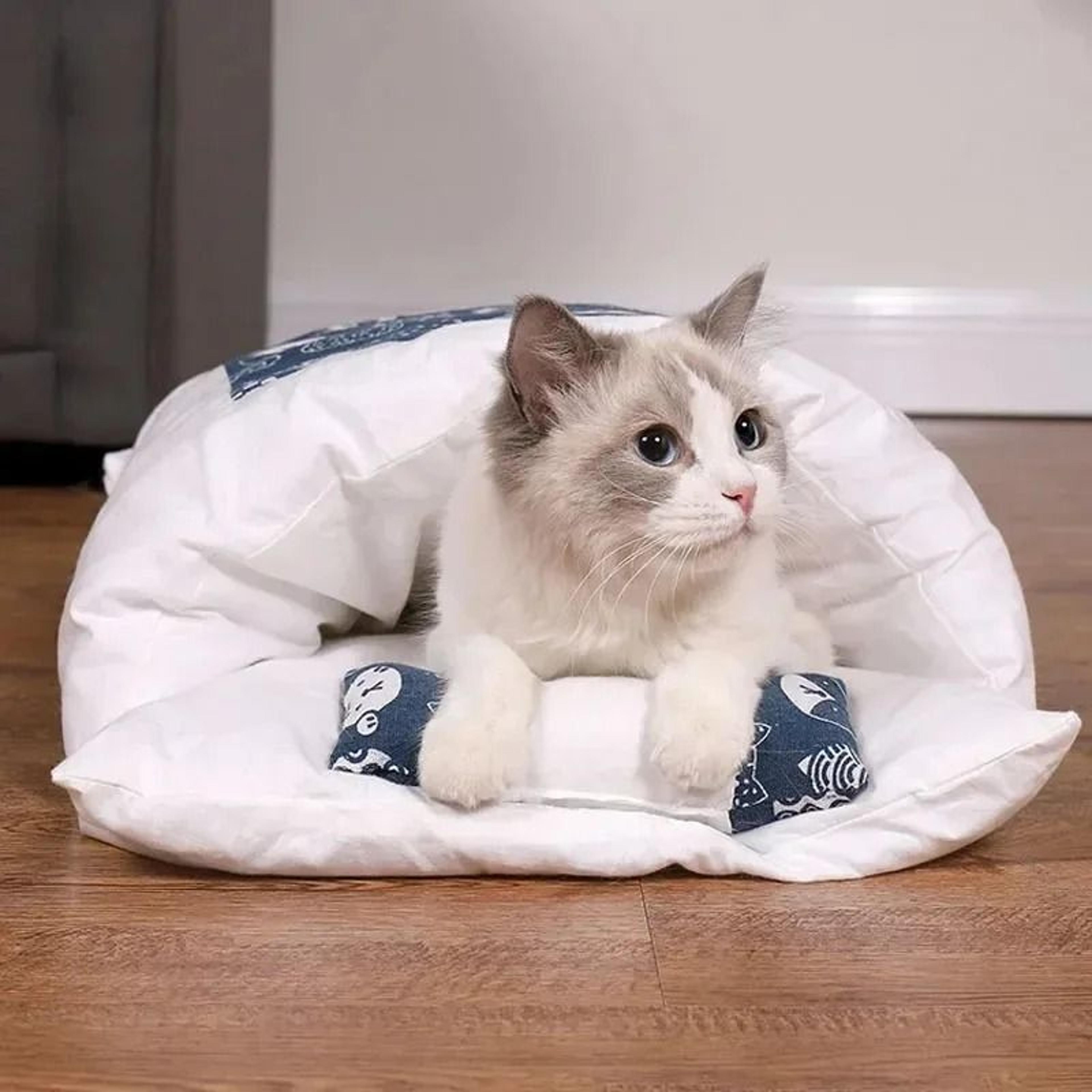 Kawaii JapaneseStyle Cat Sleeping Bag 3
