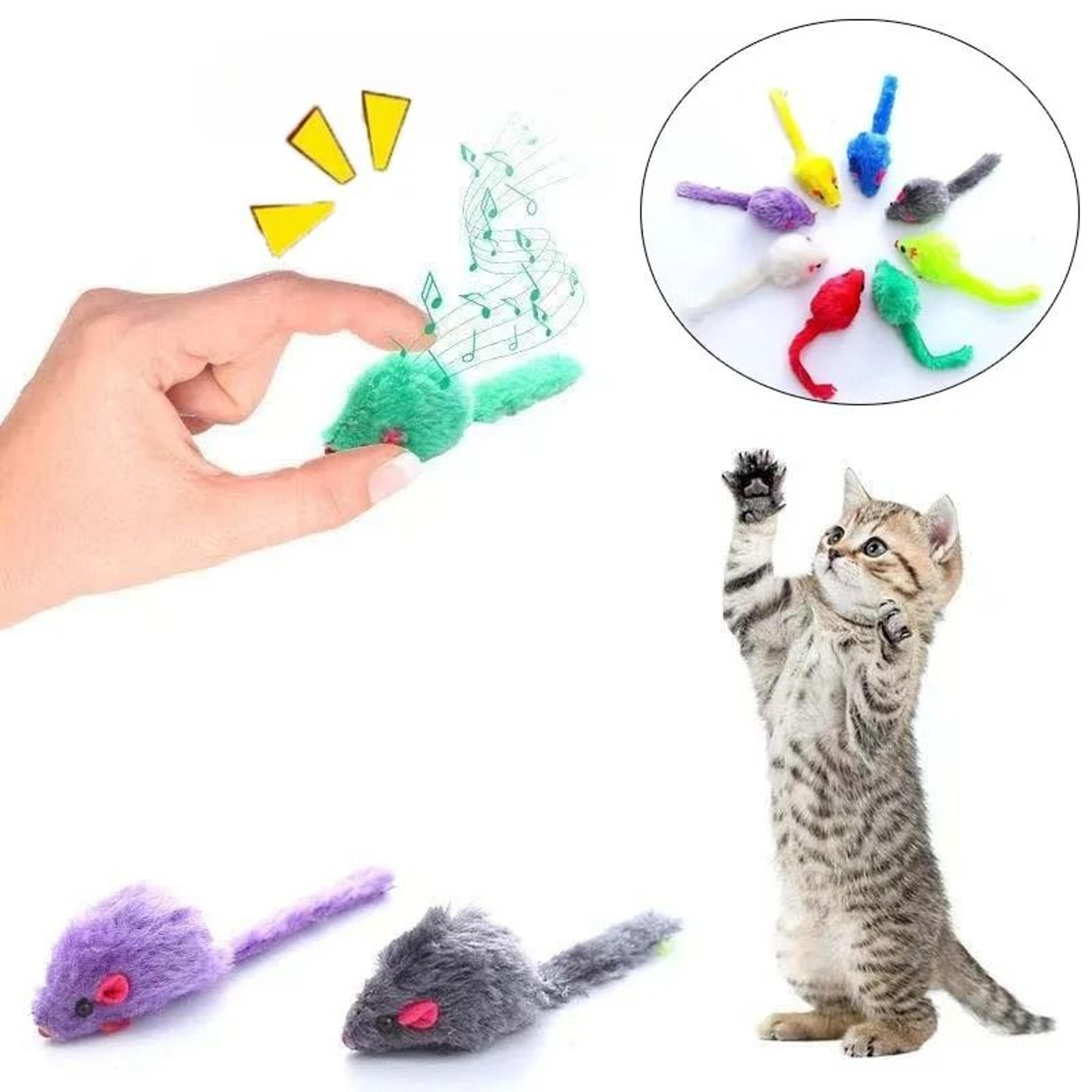 Fuzzy Squeak  Pounce Catnip Mouse 0
