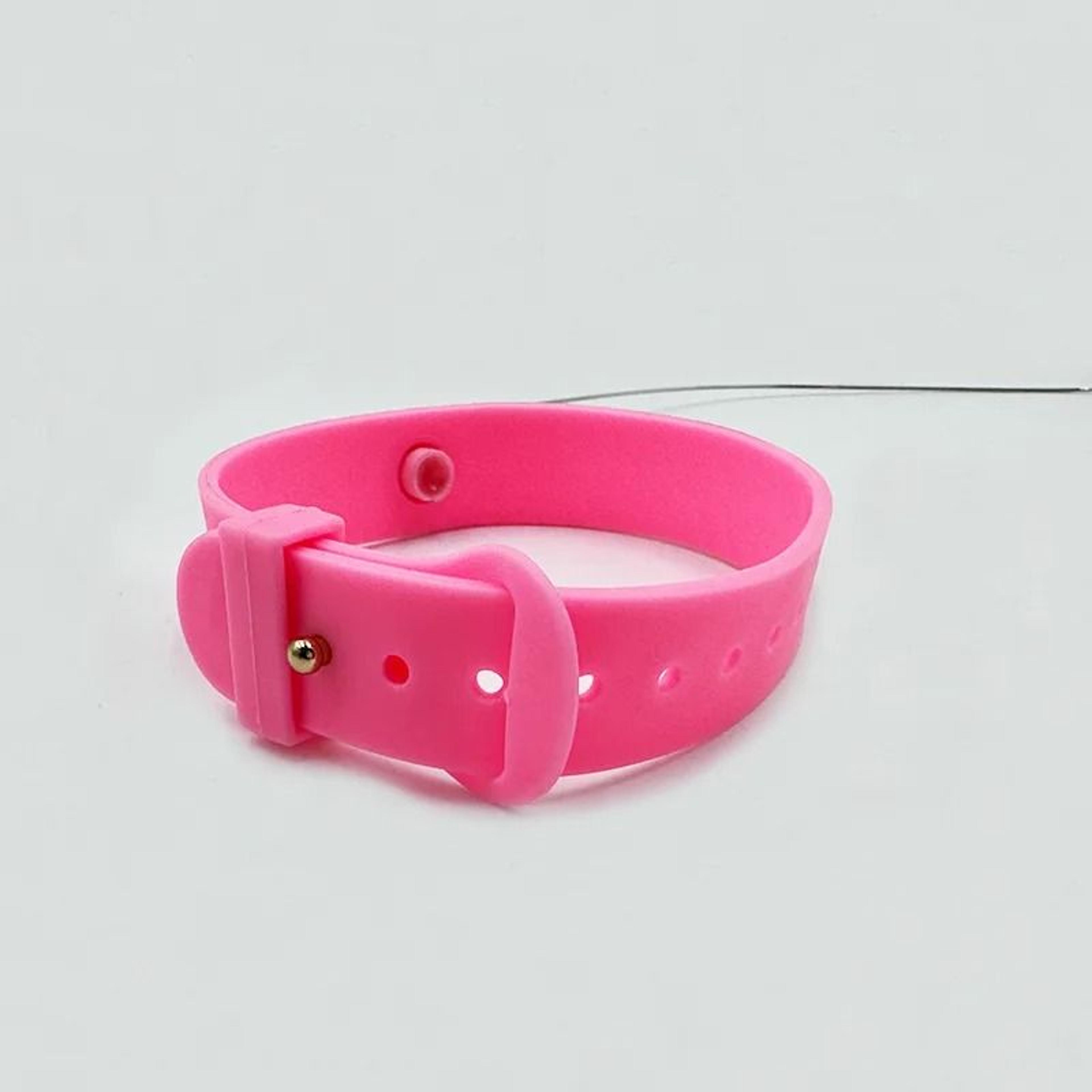 AeroBounce HandsFree Feather Collar Teaser 4