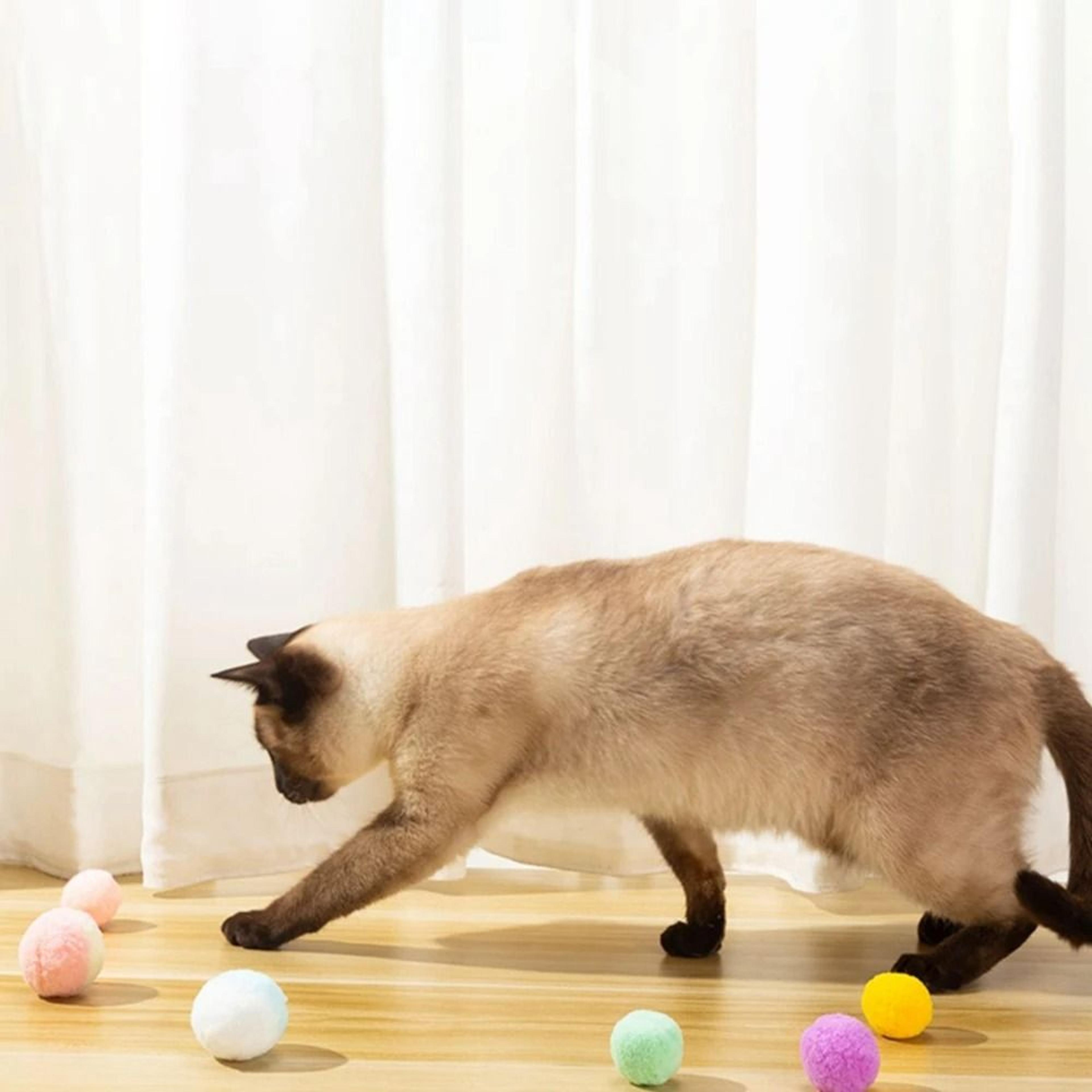 UltraSoft Silent Plush PomPom Interactive Cat Toy Balls 4