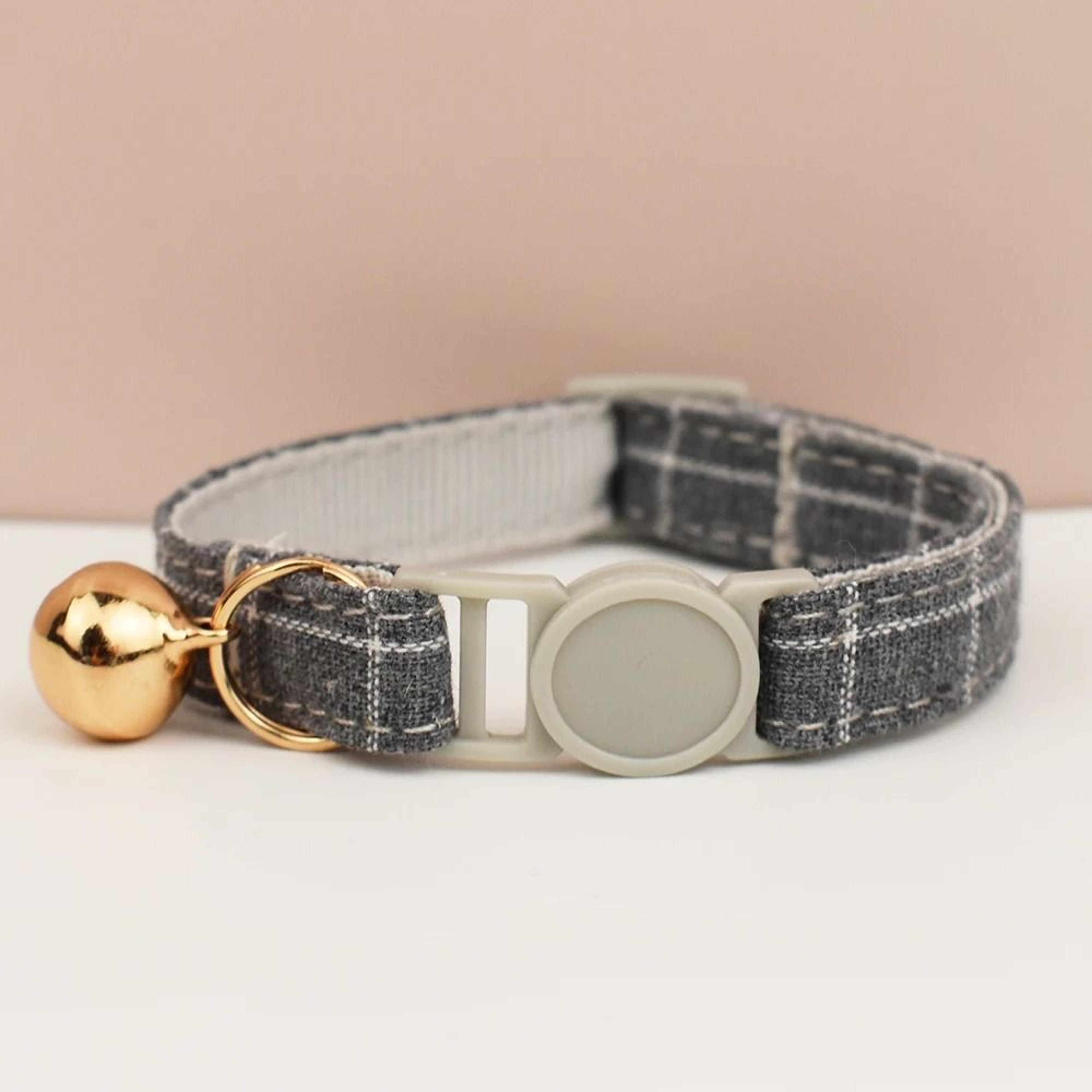 Adjustable Cat Collar With Bowknot  Safety Breakaway Buckle 3