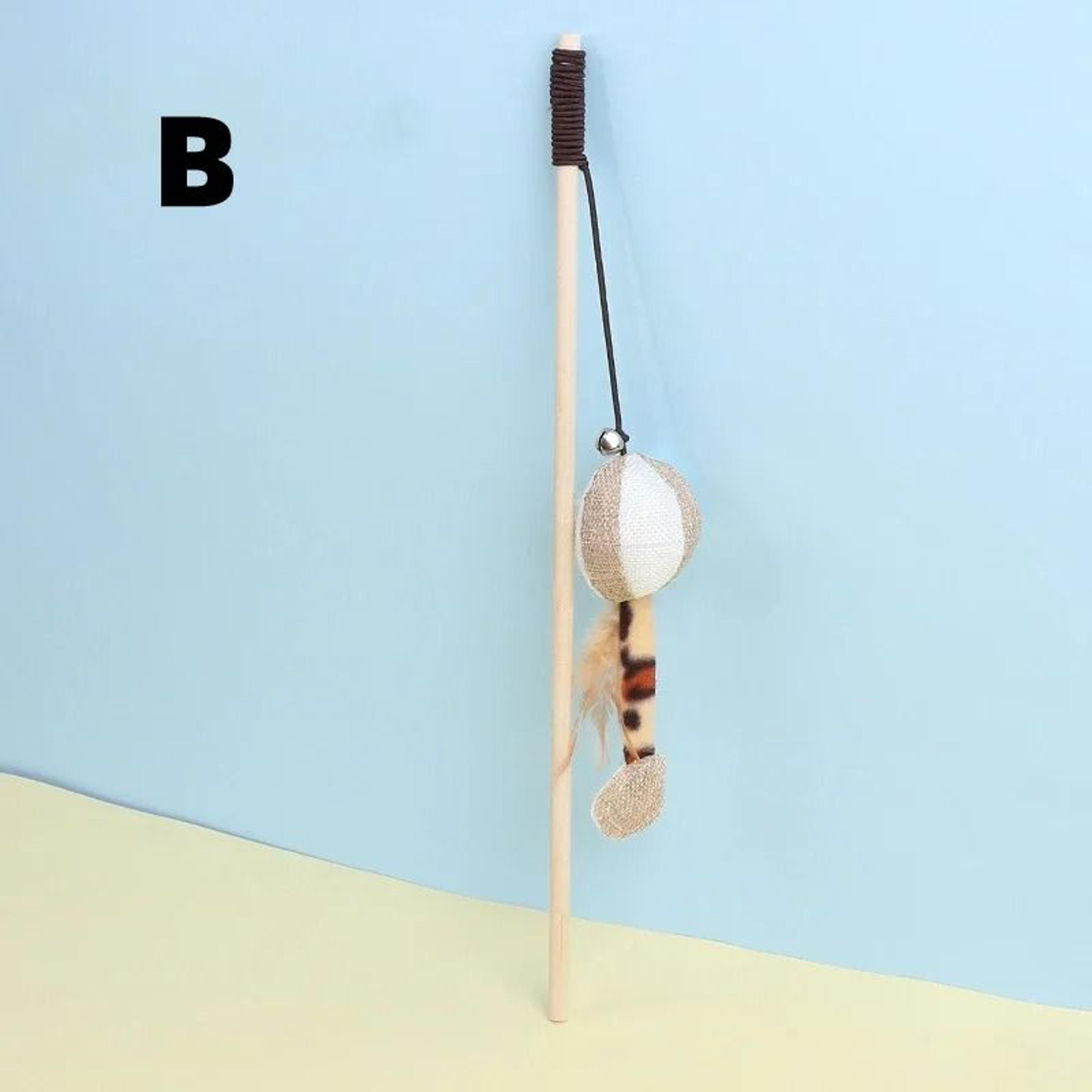 Premium Wooden Teasing Cat Rod With Plush Mouse Feather And Acoustic Bell Accents 7