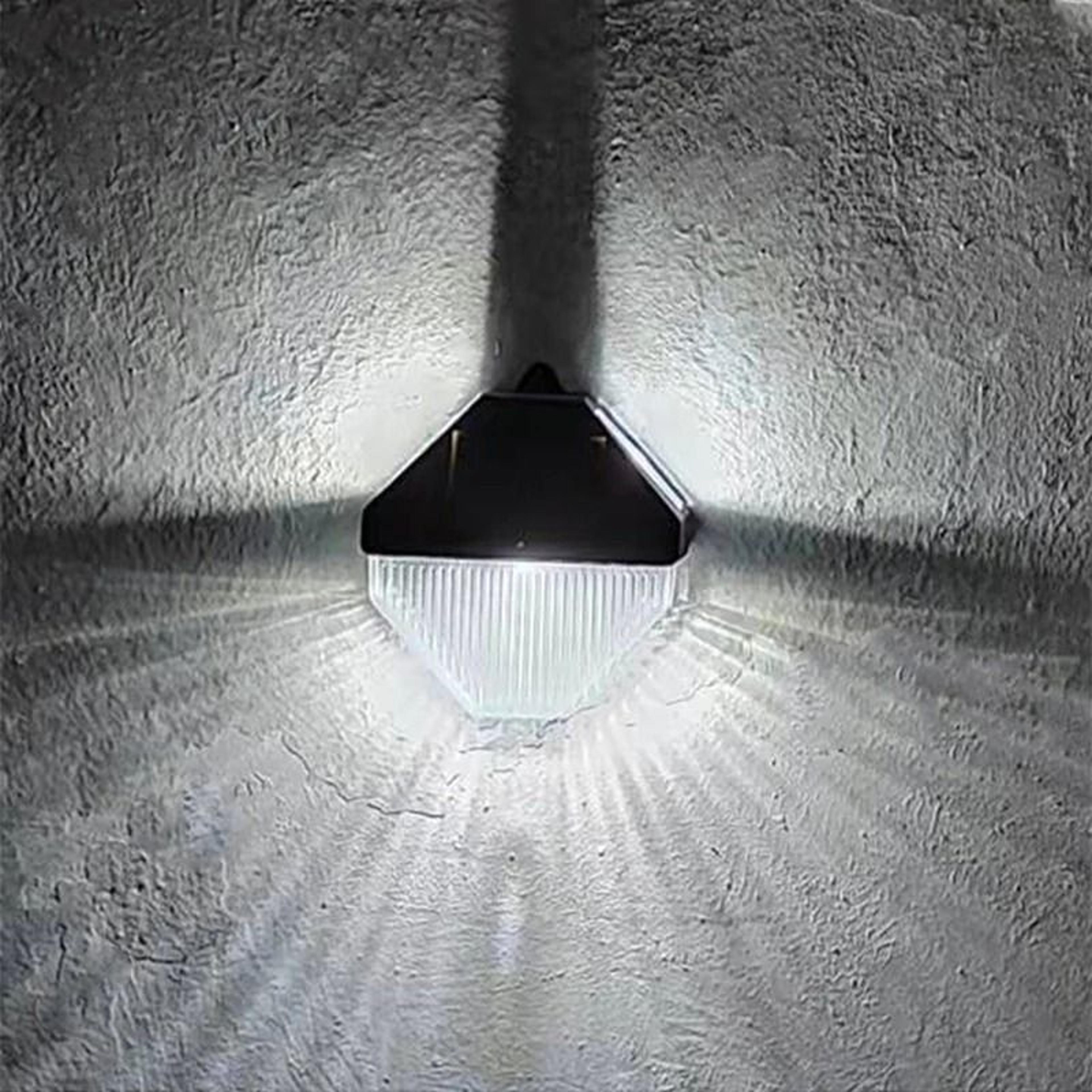 Outdoor Solar Gutter And Fence Accent Lights 9