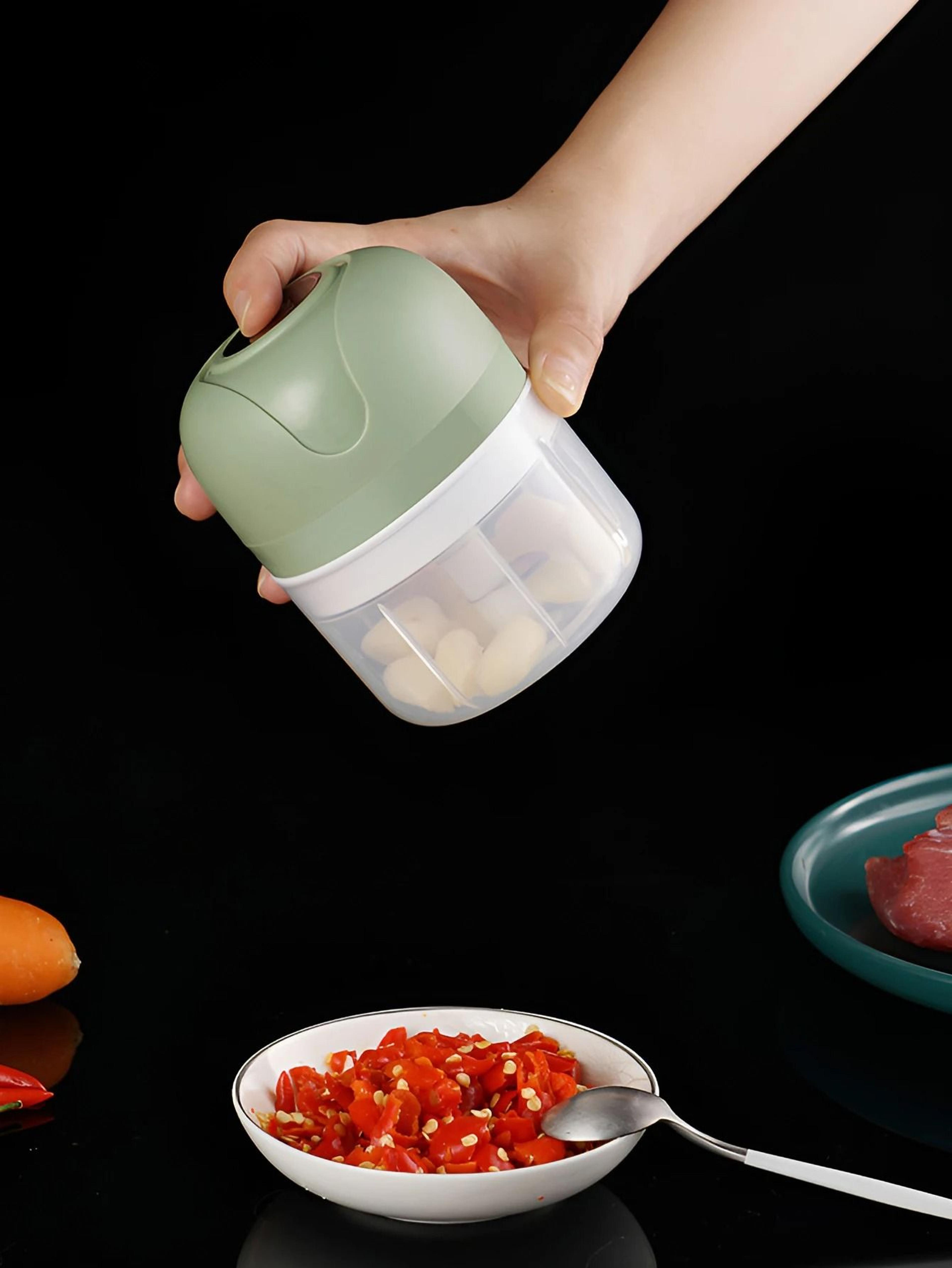 Universal MultiCup Waterproof Electric Mini Garlic Chopper And Food Grinder 4