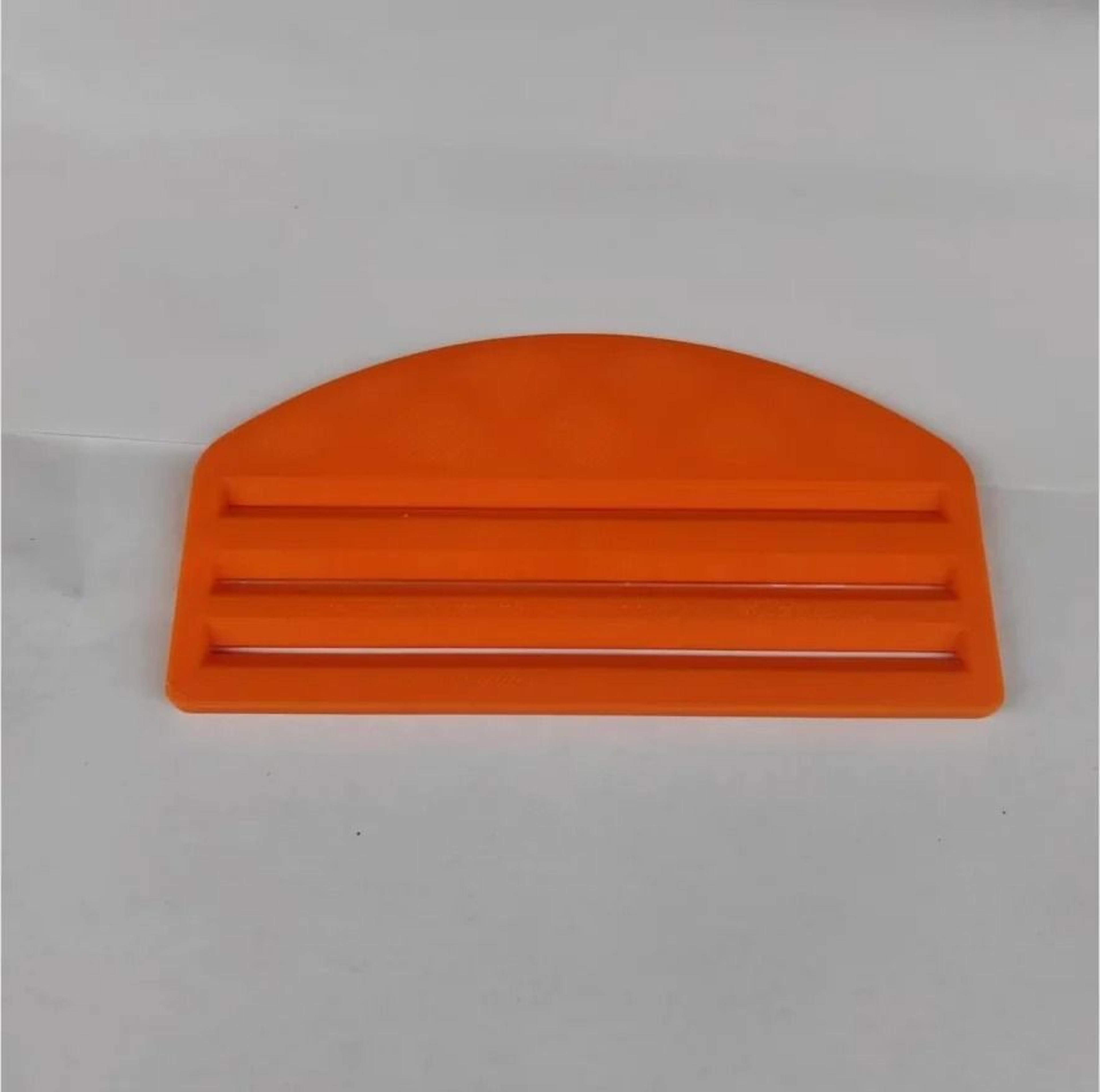 MultiSlot Ergonomic Cat Wet Food Strip Squeezer 10