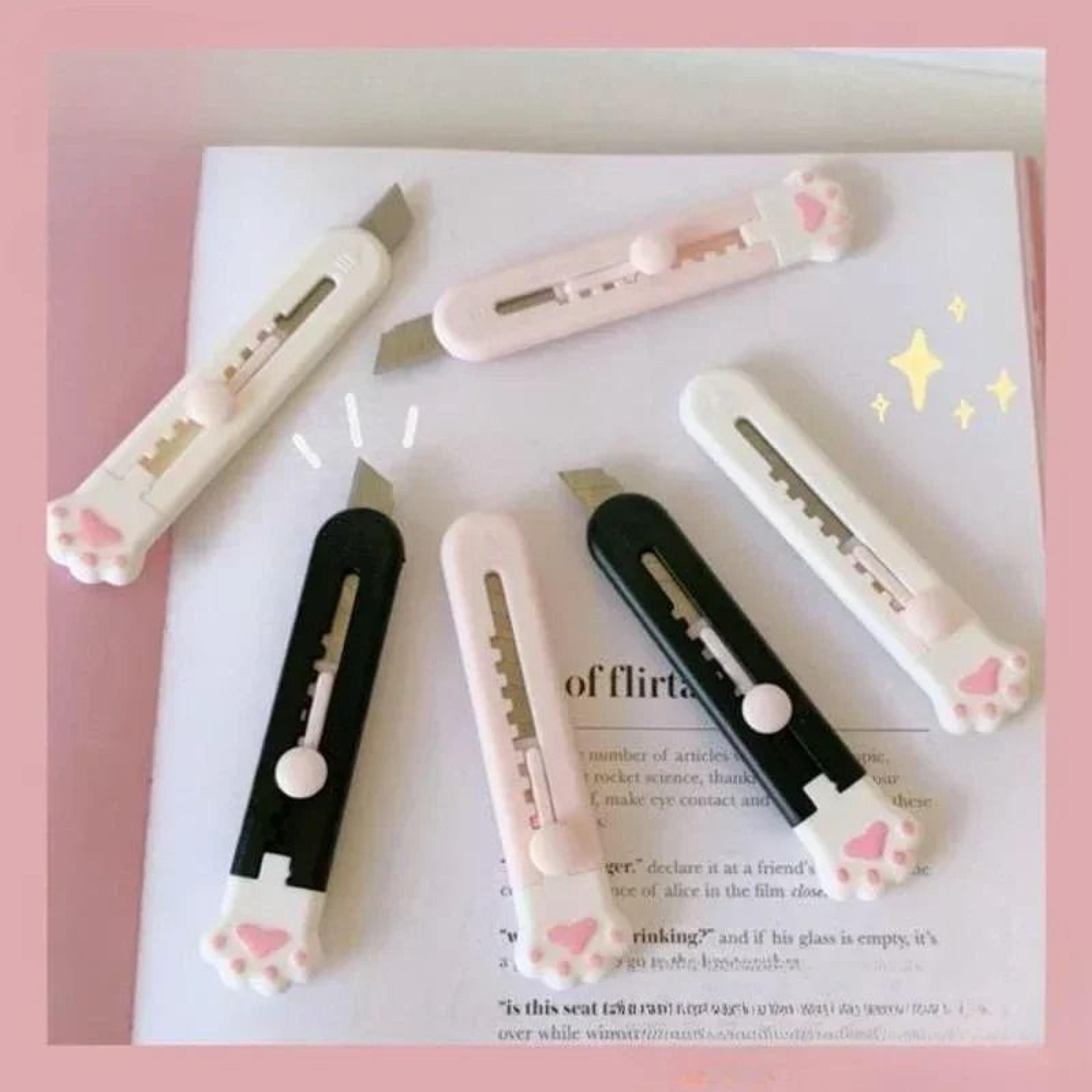 1pc kawaii mini pocket art utility knife cat paw box cutter