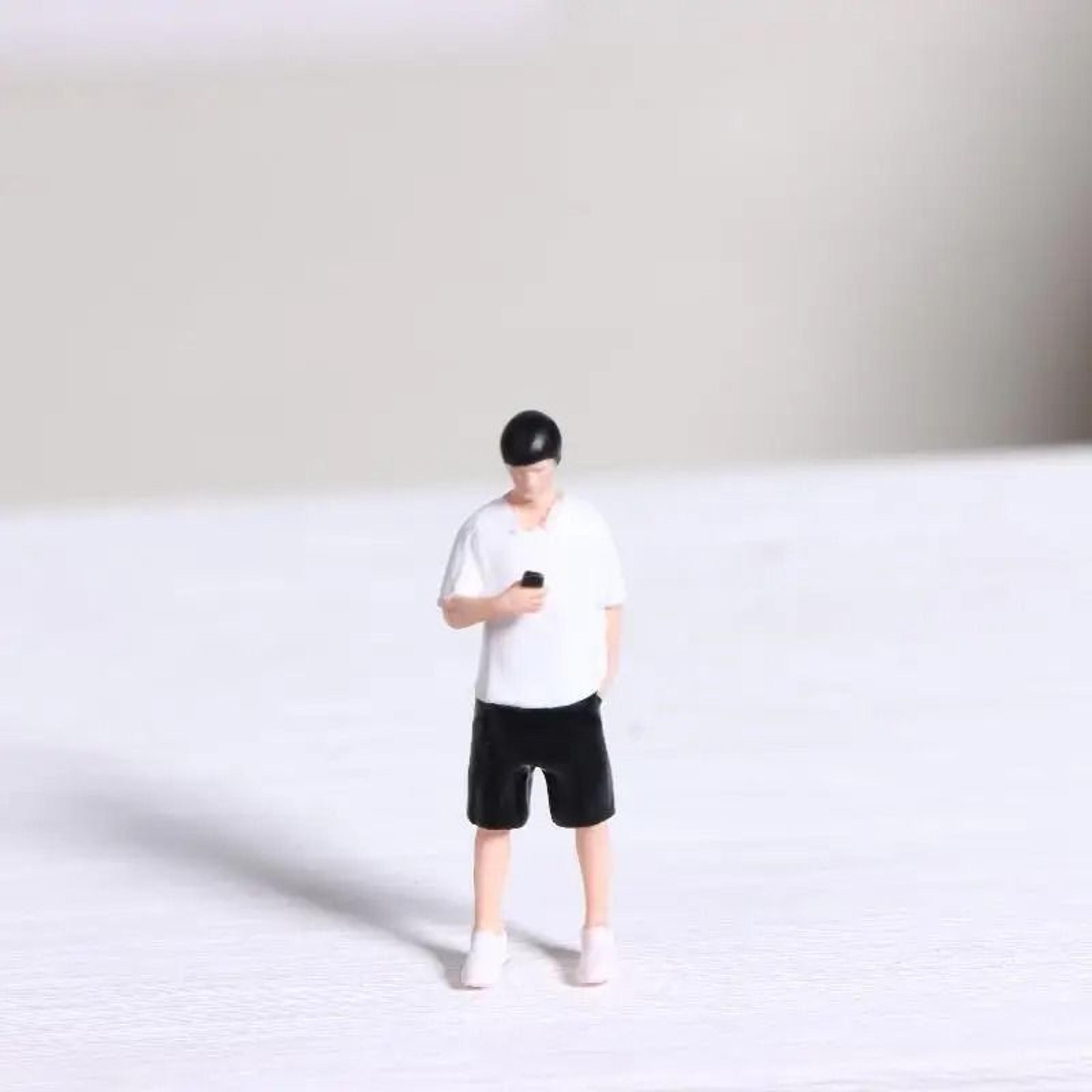 164 Scale Miniature Photographer Sand Table Figure Model 14
