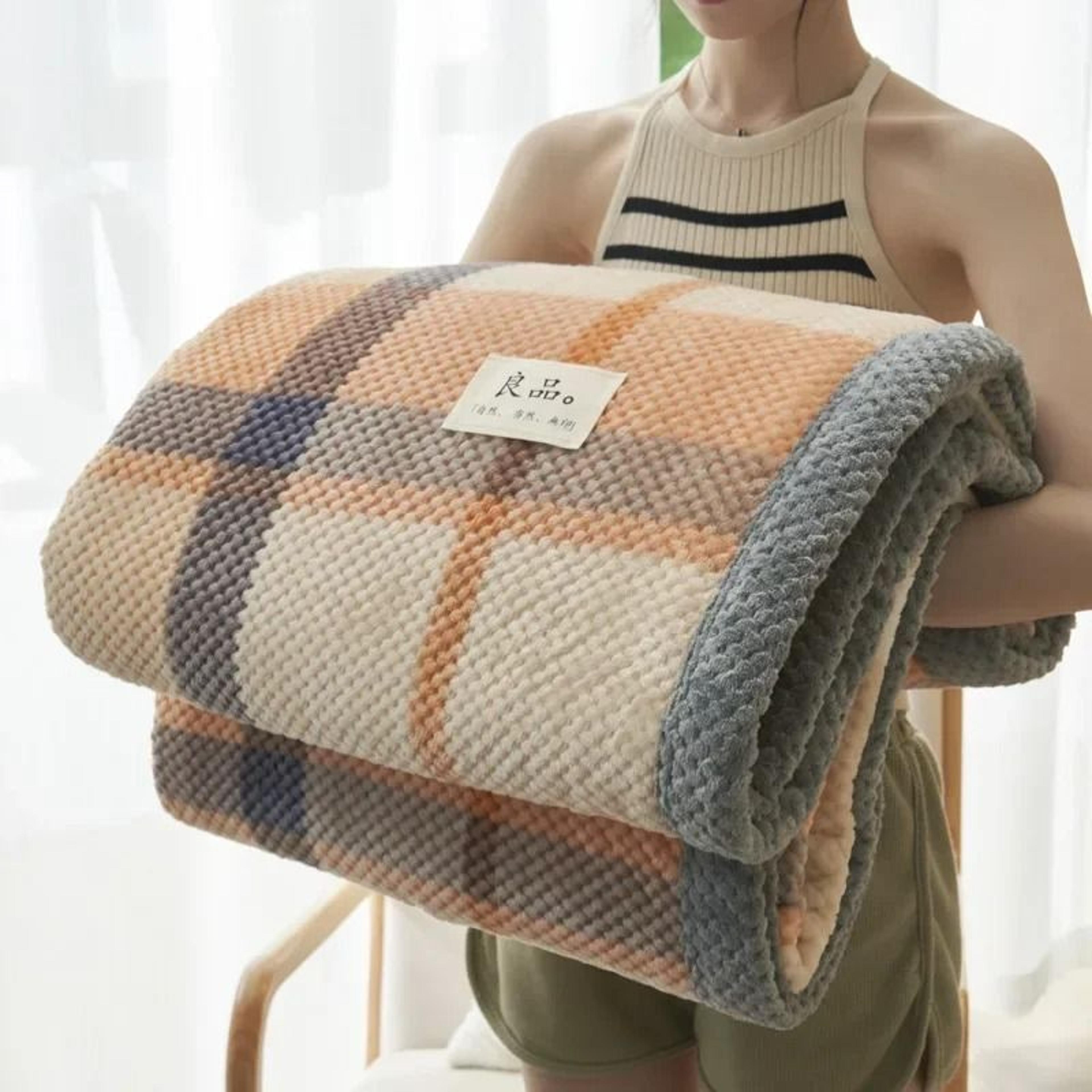 Soft Chenille Yarn Handmade Chunky Knitted Throw Blanket 10