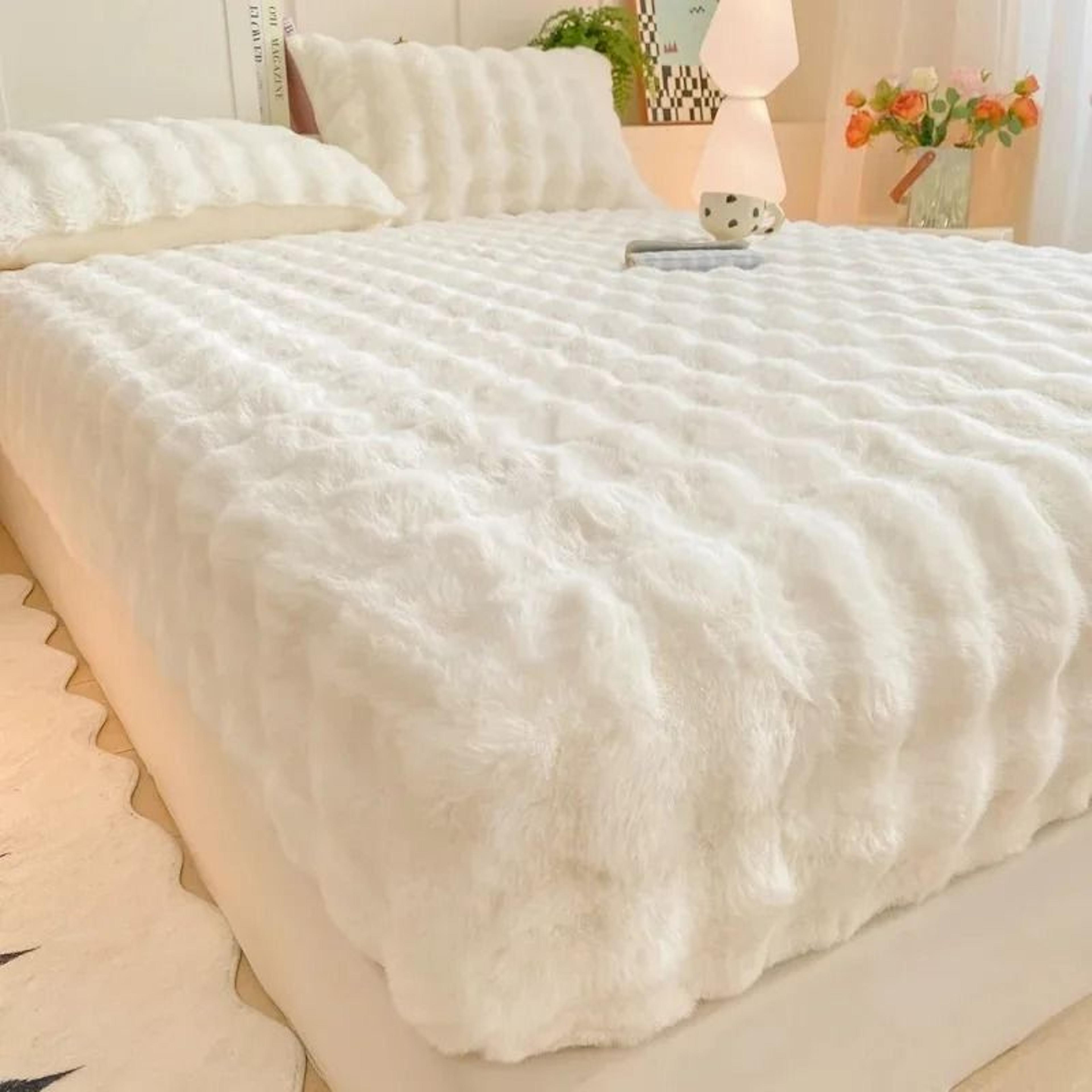 Fluffy Plush Rabbit Fleece Winter Fitted Bed Sheet Thickened Thermal Mattress Protector 7