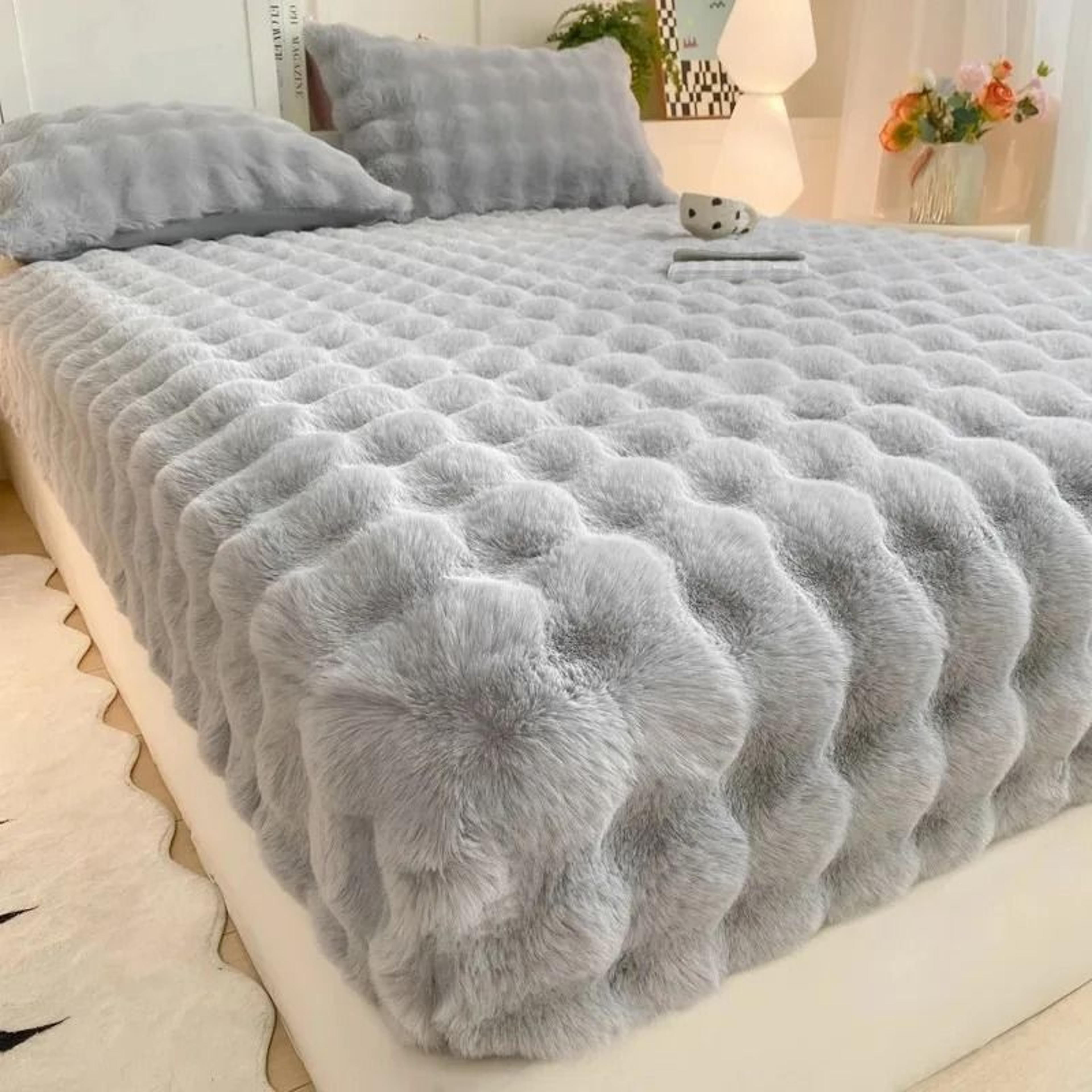 Fluffy Plush Rabbit Fleece Winter Fitted Bed Sheet Thickened Thermal Mattress Protector 8