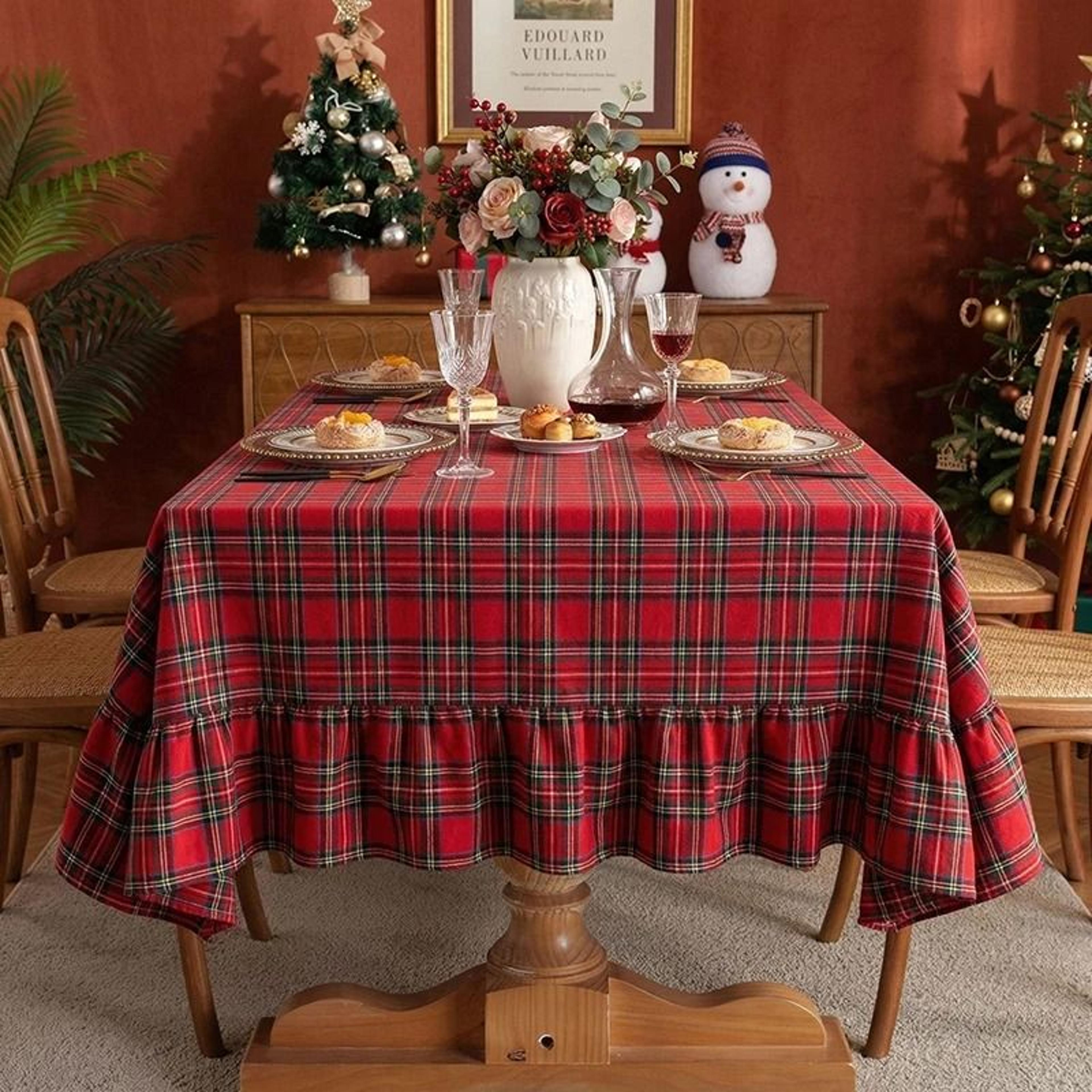 Christmas Green Plaid Ruffled Tablecloth Washable AntiStain Table Cover For Kitchen  Holiday Weddin 11