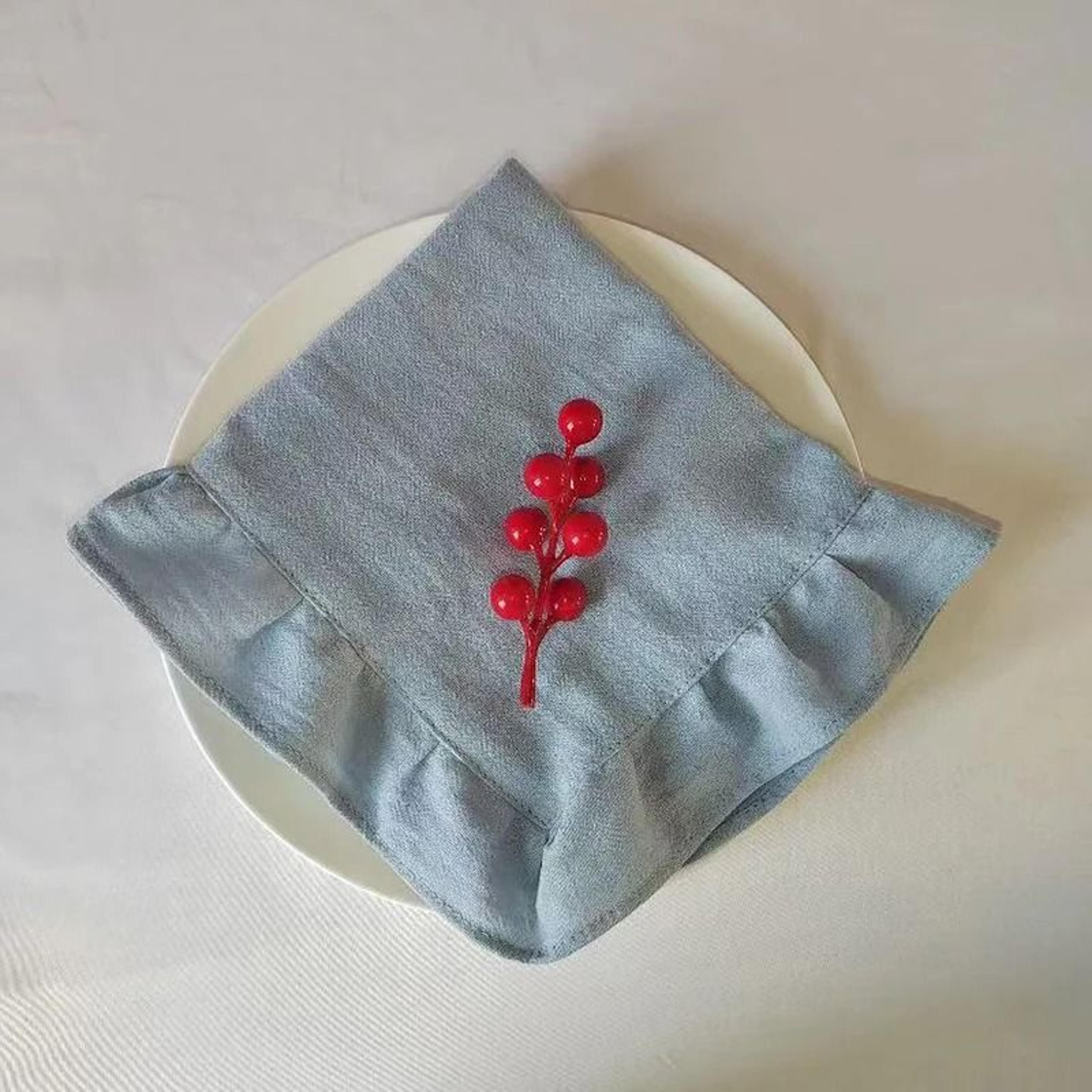 Christmas Ruffled Cotton Table Runner Rustic Farmhouse Table Decor For Weddings  Holidays 13