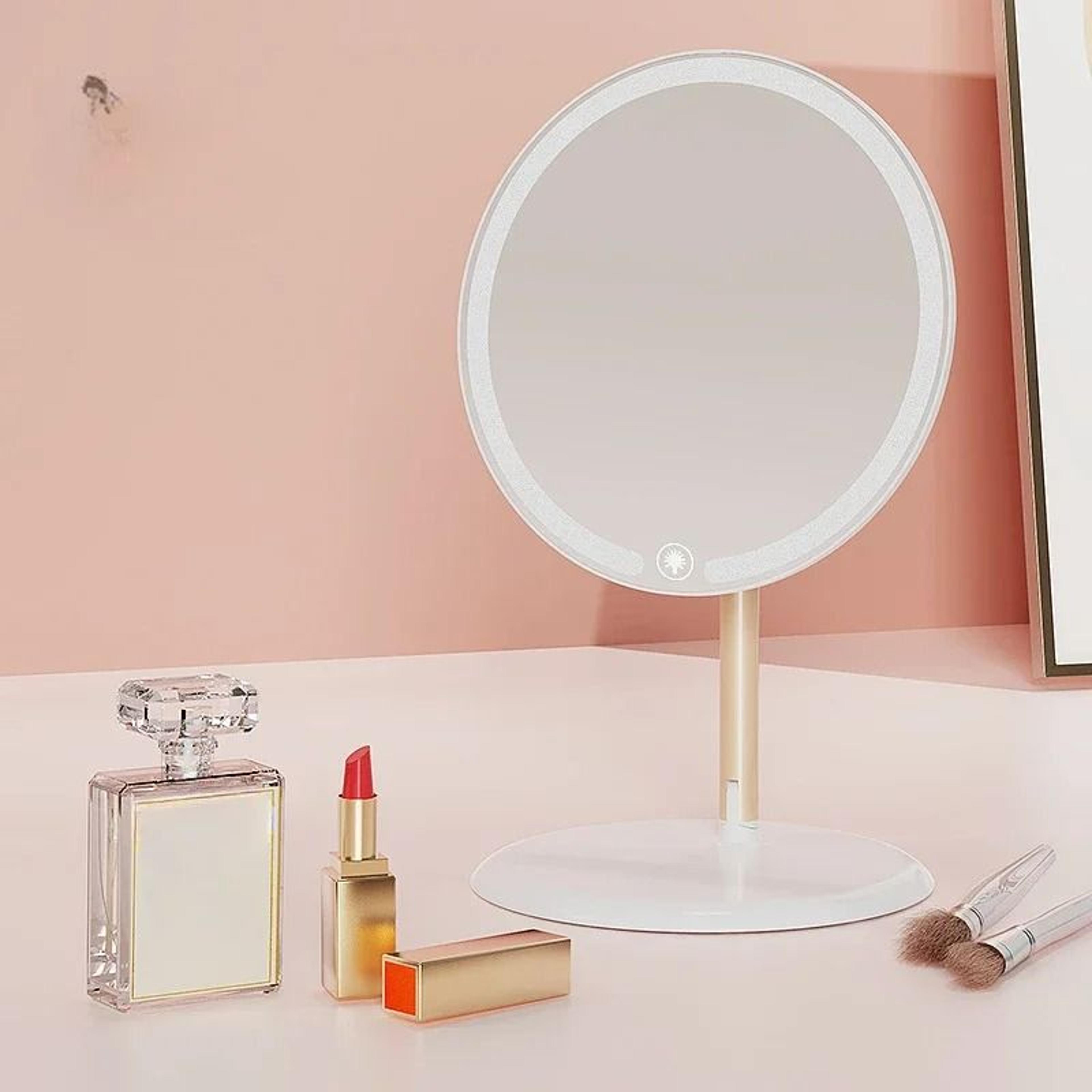 Portable LED Vanity Makeup Mirror With Touch Control  3Speed Brightness 7